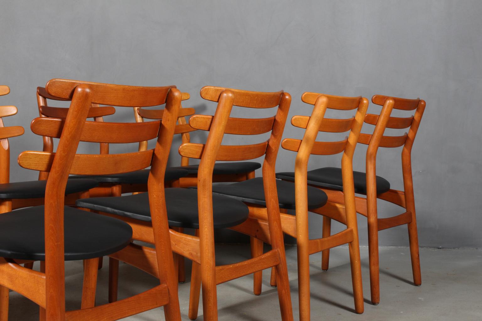 Scandinavian Modern Set of Eight Danish Vintage Dining Chairs by Poul Volther for FDB, Model J48