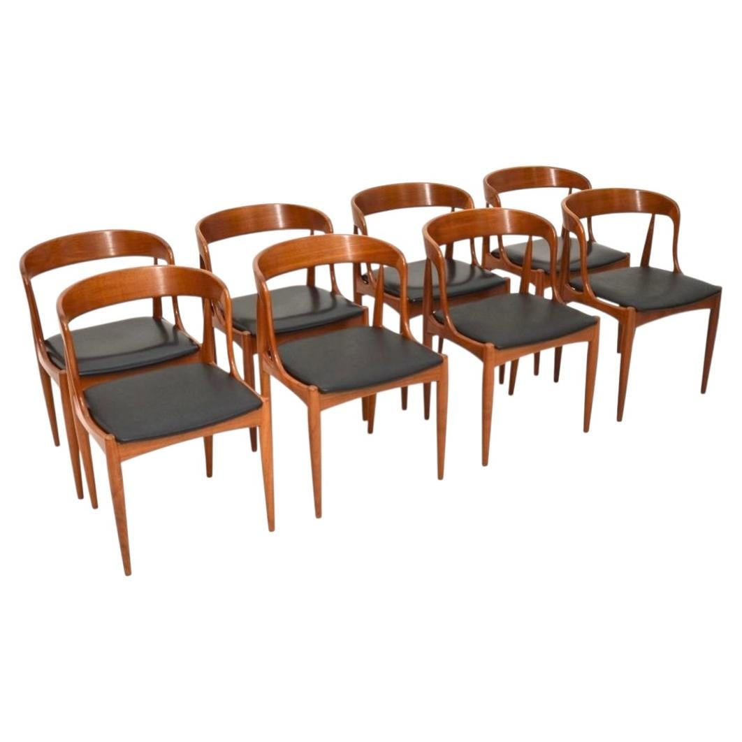 Set of Eight Danish Vintage Teak Dining Chairs by Johannes Andersen