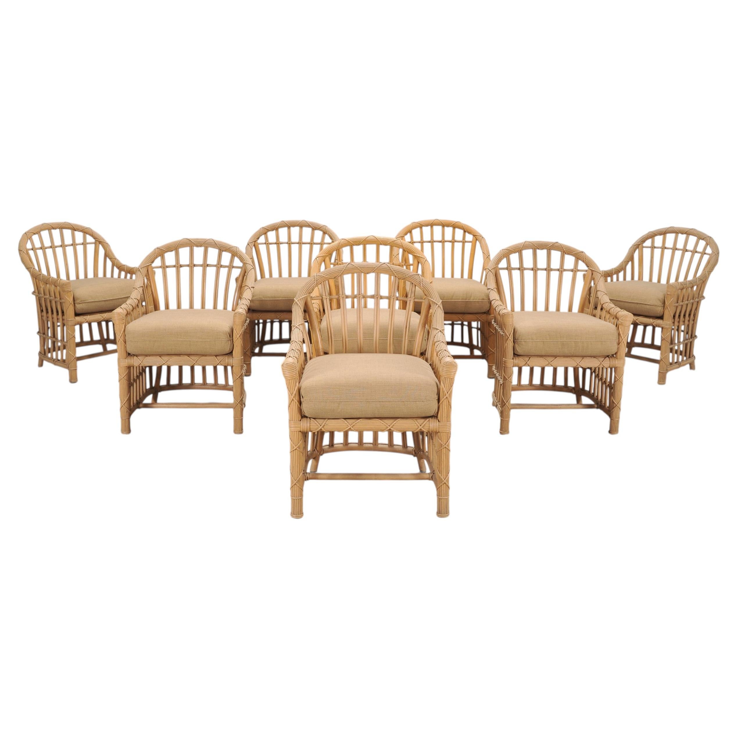 Juego de ocho sillones de comedor de jardín de ratán de Danny Ho Fong