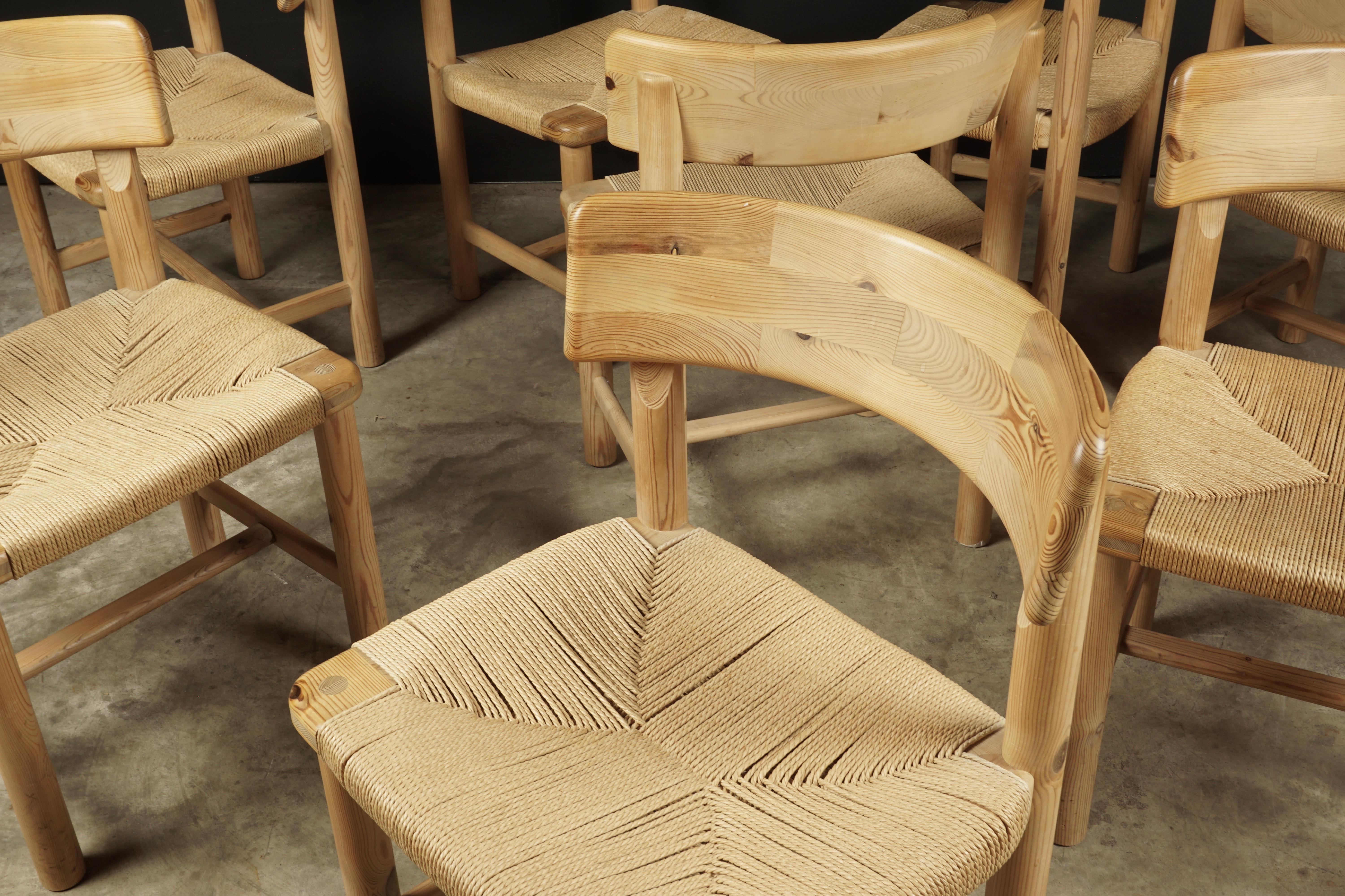 Set of Eight Dining Chairs Attributed to Renier Daumiller, Denmark, circa 1970 1