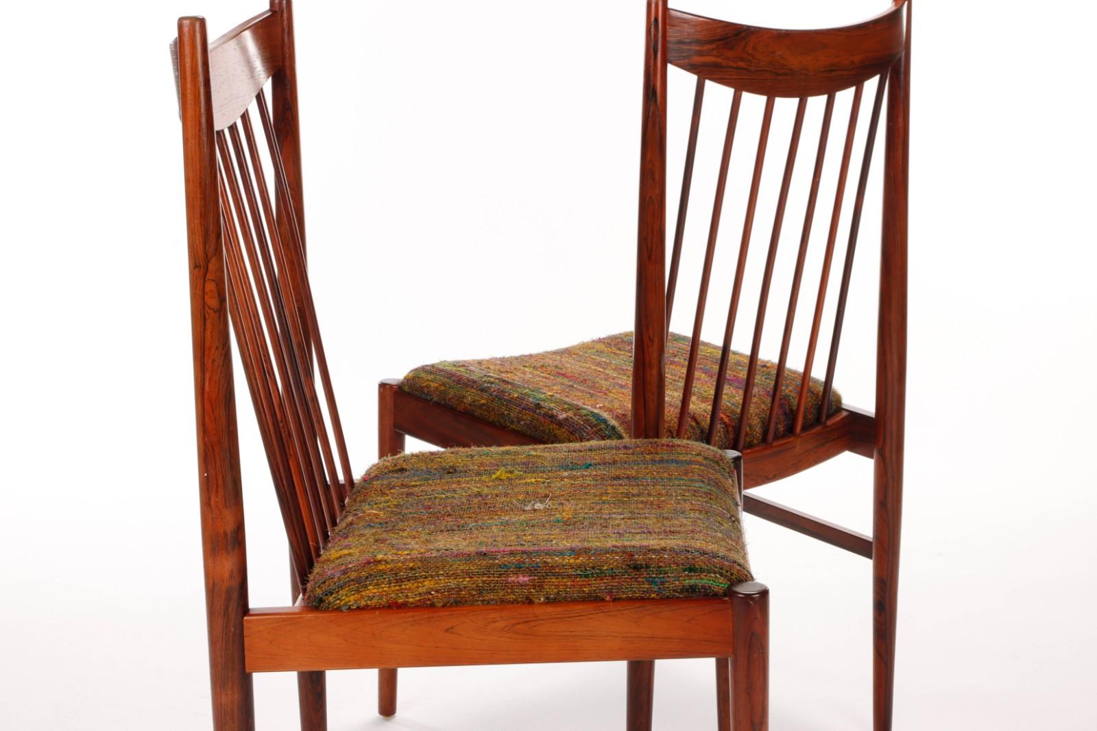 Scandinavian Modern Set Of Eight Dining Chairs By Arne Vodder Model 422 For Helge Sibast  For Sale