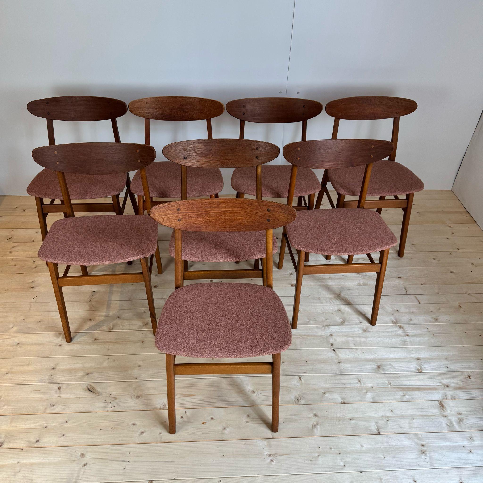 Set of eight dining chairs, Farstrup Møbler model 210, Denmark 1960s 