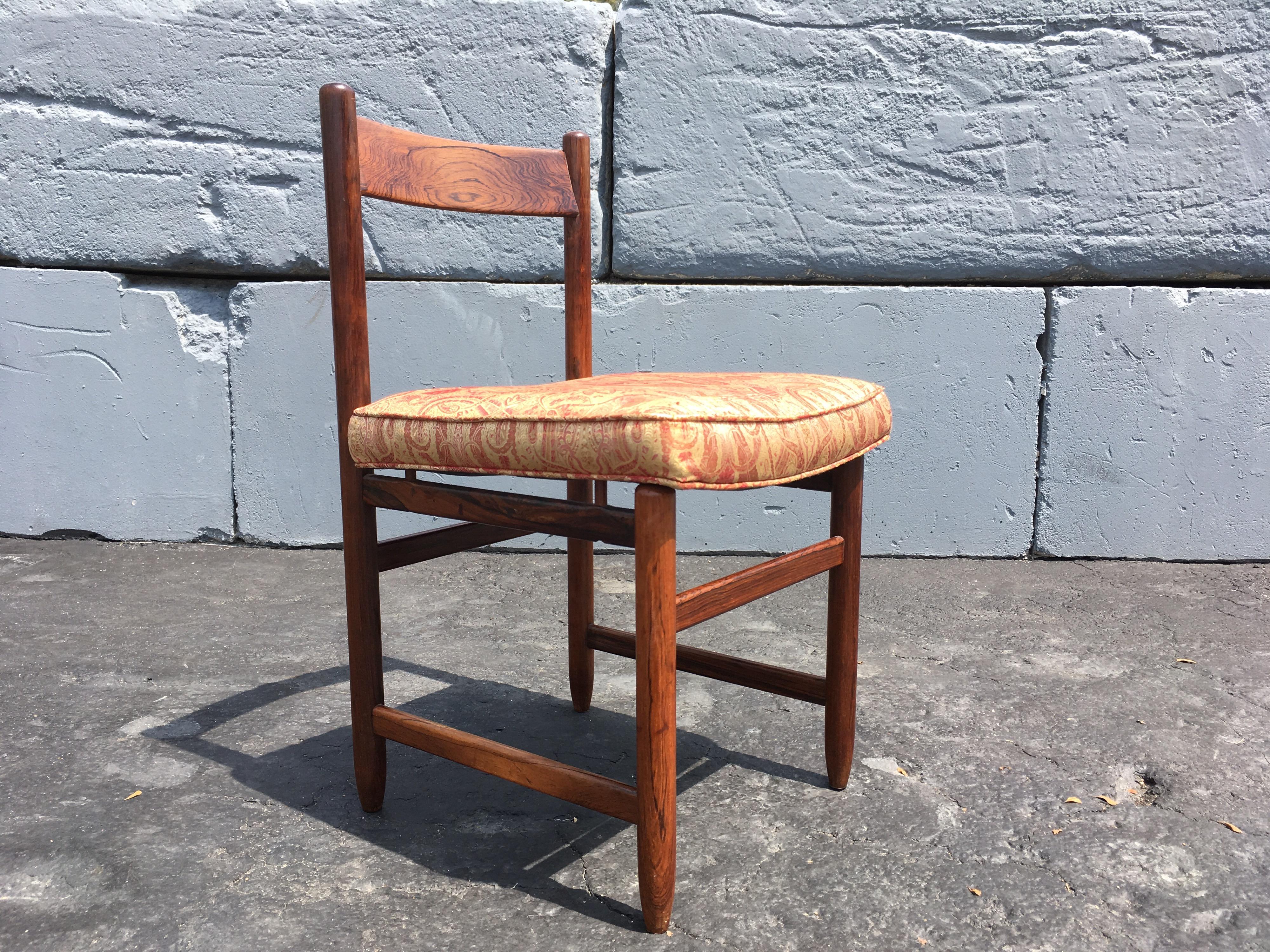 Set of Eight Dining Chairs in Solid Brazilian Rosewood by Sergio Rodrigues 7