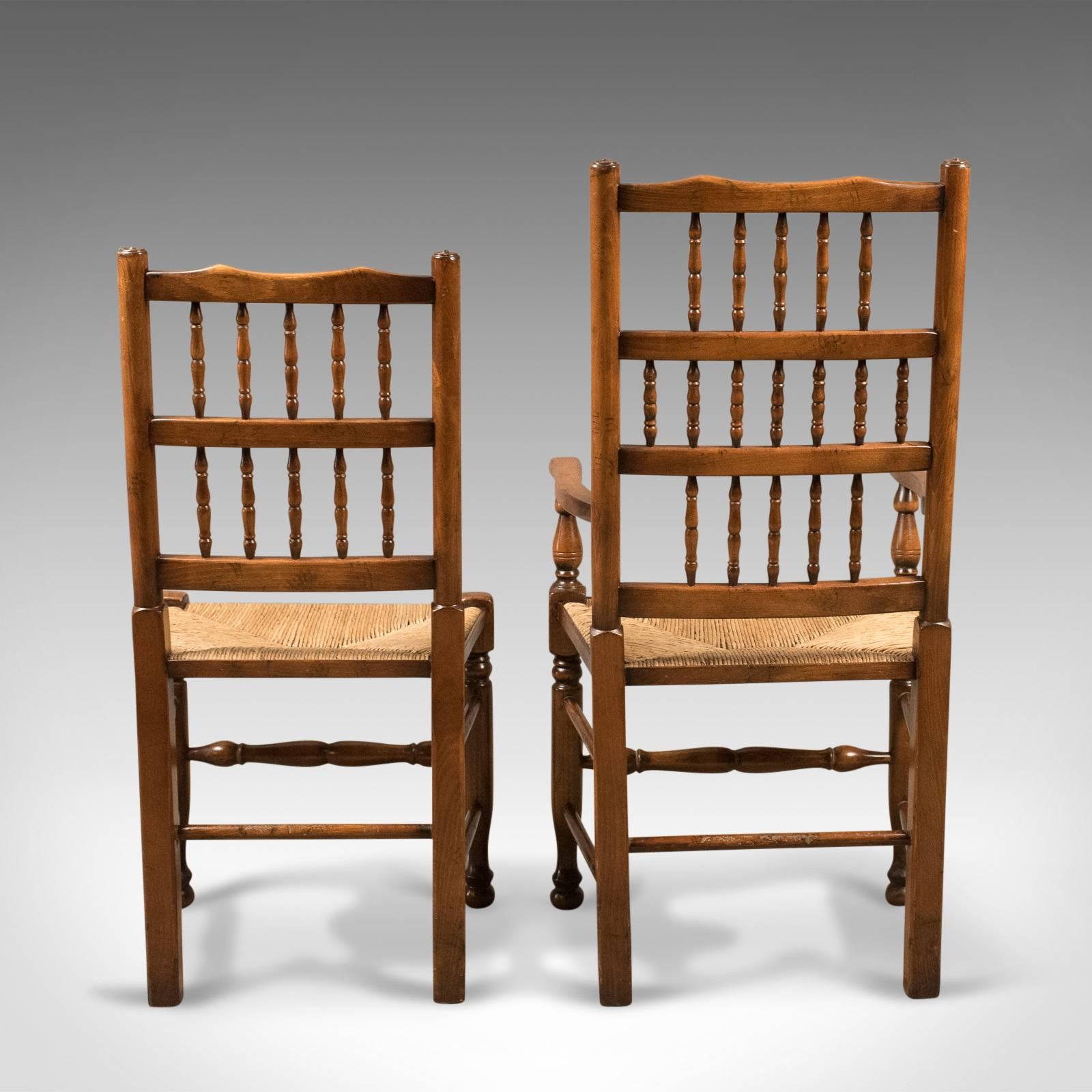 Set of Eight Dining Chairs, Lancashire Spindleback, English Quality 20th Century In Excellent Condition In Hele, Devon, GB