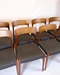 Satz von acht Esszimmerstühlen Model No. 26 in Teakholz von Henry Kjærnulf aus den 1960er Jahren