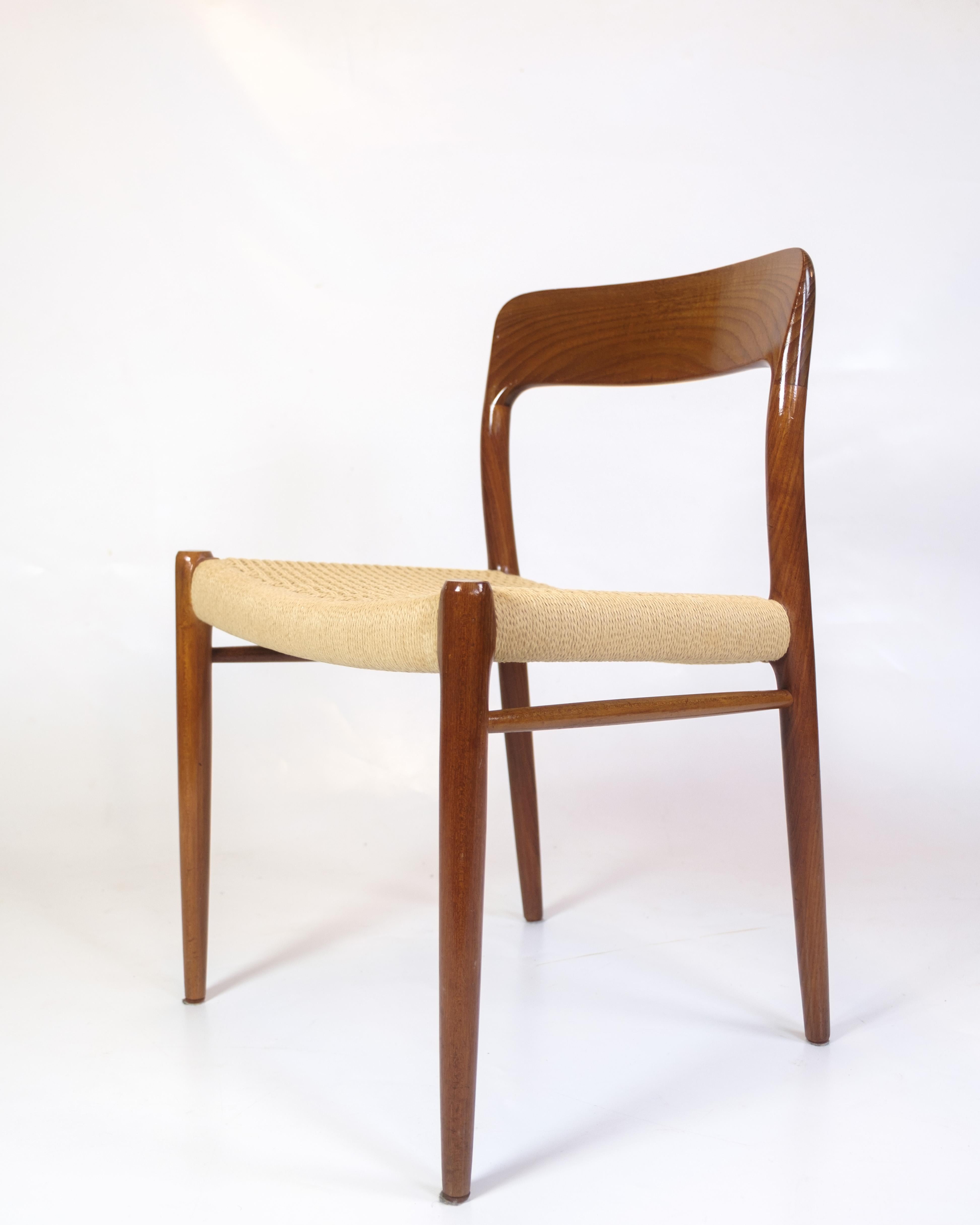 Set Of Eight Dining Chairs Model 75 In Teak & Paper Wicker By N.O Møller In Good Condition For Sale In Lejre, DK