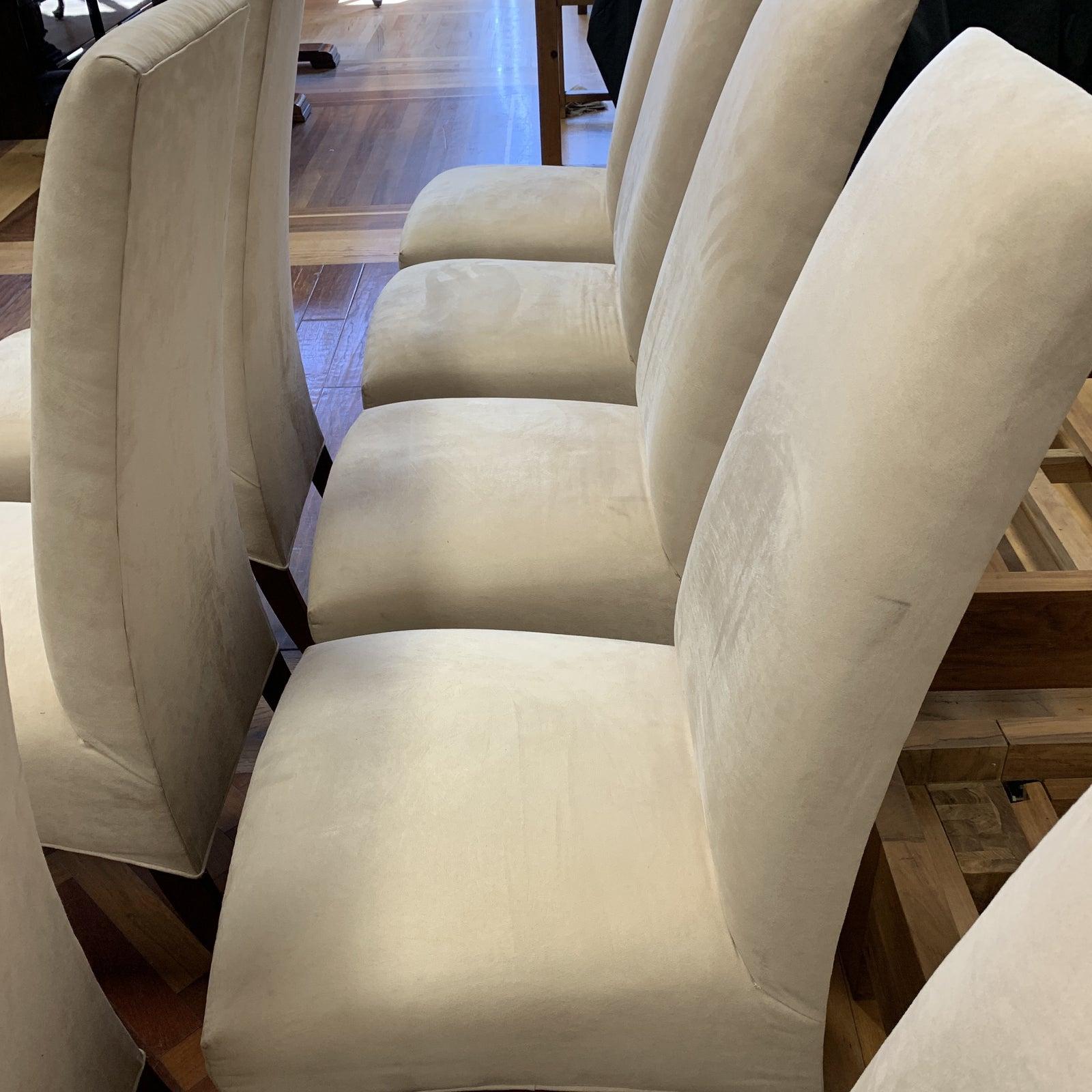 Set of Eight Dining Room Chairs In Good Condition For Sale In San Francisco, CA