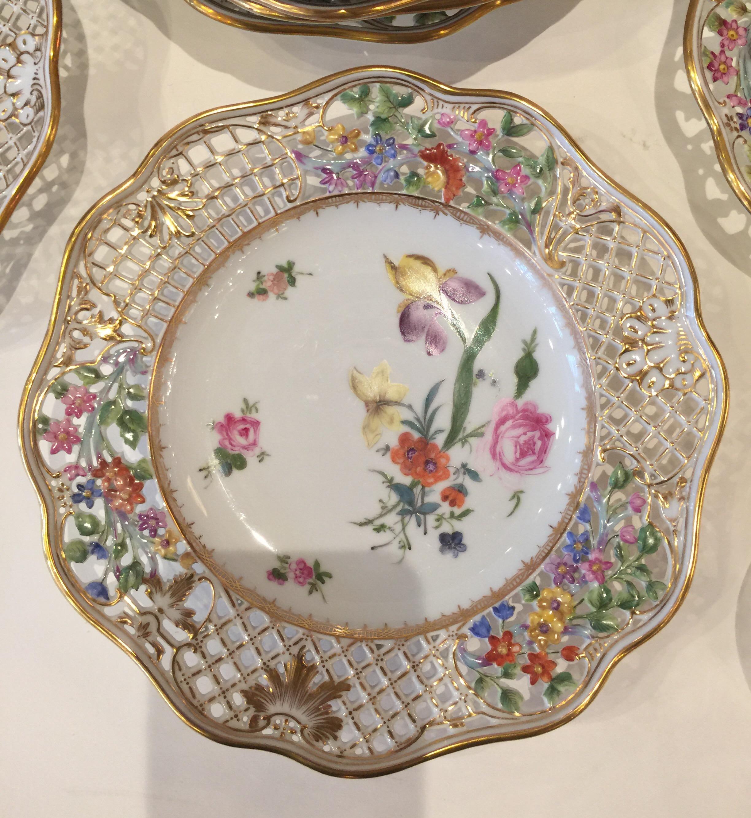 Set of Eight Dresden Limbach German Reticulated Hand Painted Floral Plates In Good Condition In Lambertville, NJ