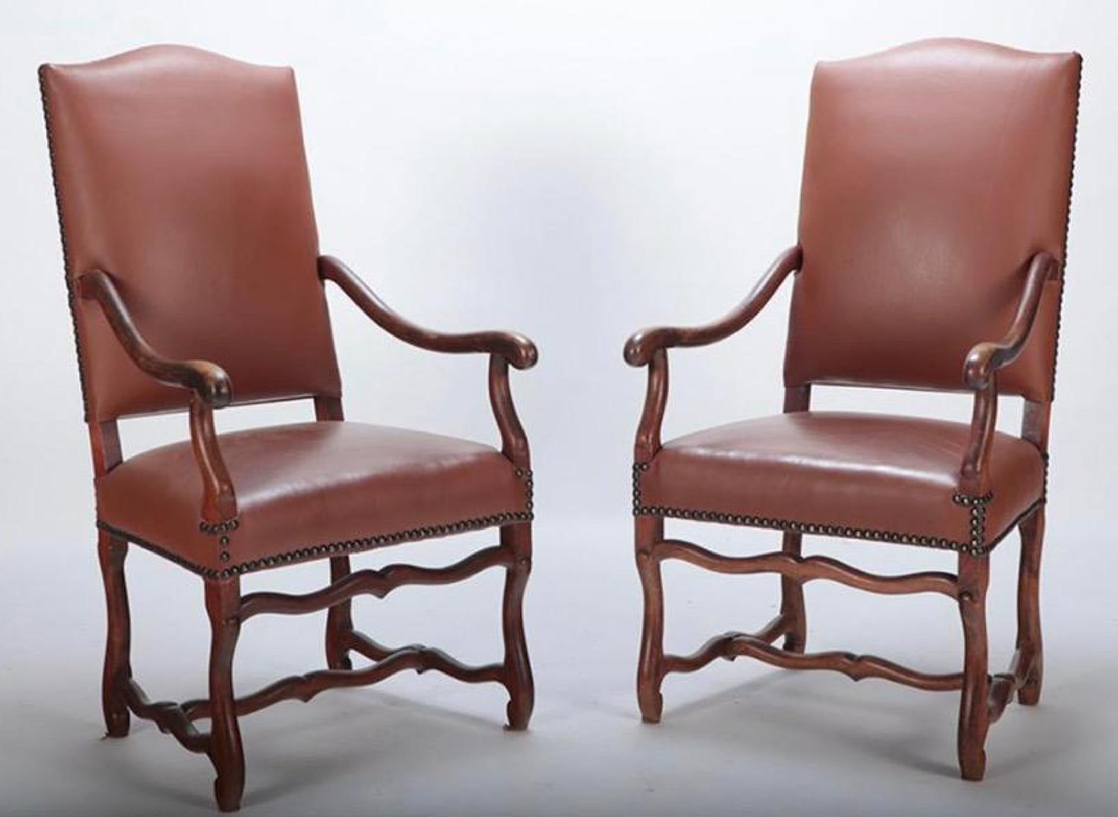 Set of eight early 20th century french high back beech wood & leather dining chairs. Circa 1920s.
Measures: Armchairs: 46.75
