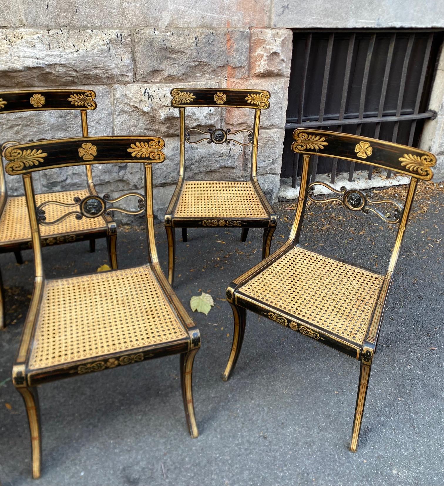 Set Of Eight Ebonised Beechwood and Caned Regency Period Dining Chairs In Good Condition For Sale In Montreal, QC