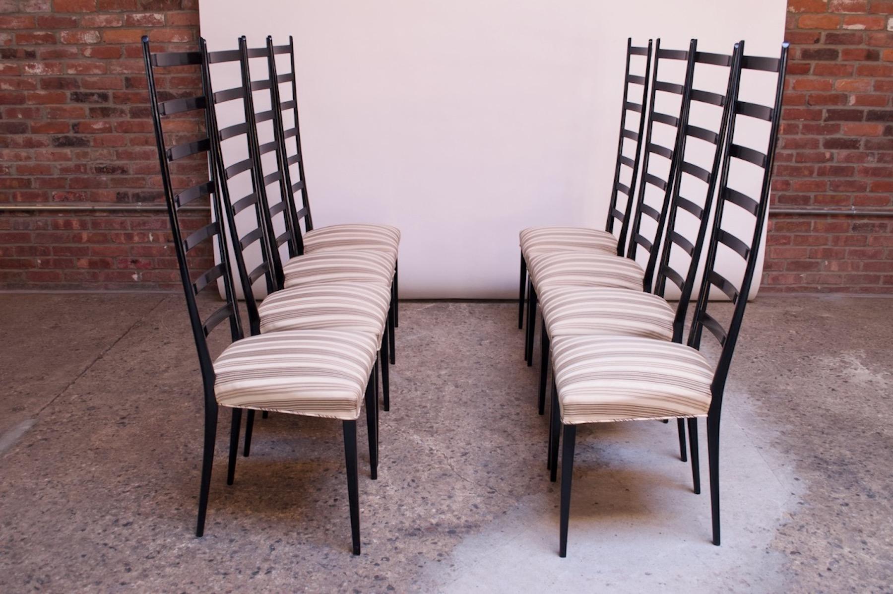 Set of Eight Ebonized Midcentury Italian Modern Tall Ladder Back Dining Chairs In Good Condition In Brooklyn, NY