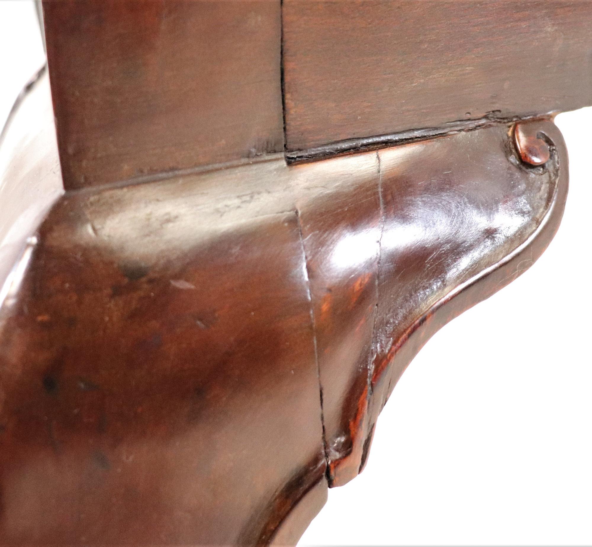 Set di otto sedie inglesi Edwardian Chippendale Revival in mogano in vendita 6