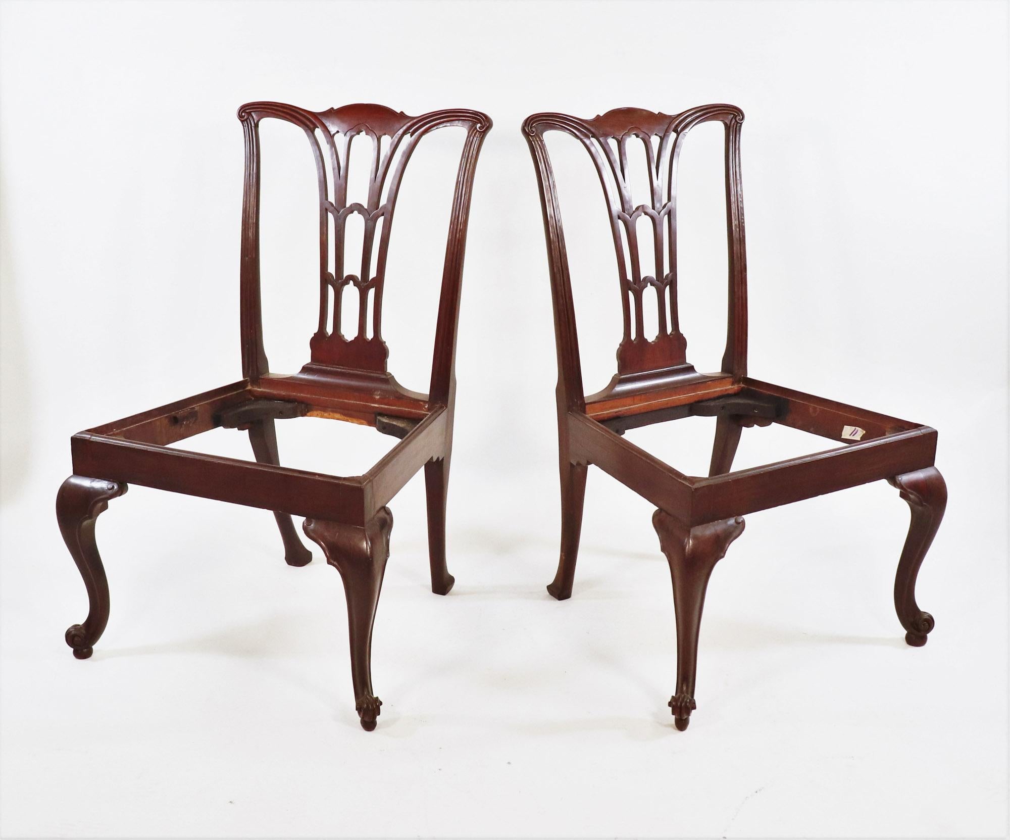 Set di otto sedie inglesi Edwardian Chippendale Revival in mogano in vendita 12