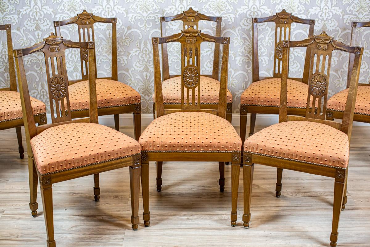 Set of Eight Empire Ash Chairs From the Late 19th Century

A set of eight chairs with softly upholstered, spring-seated cushions. Furniture from the late 19th century reminiscent of the late Classicism style. Ash wood frames of the backs adorned