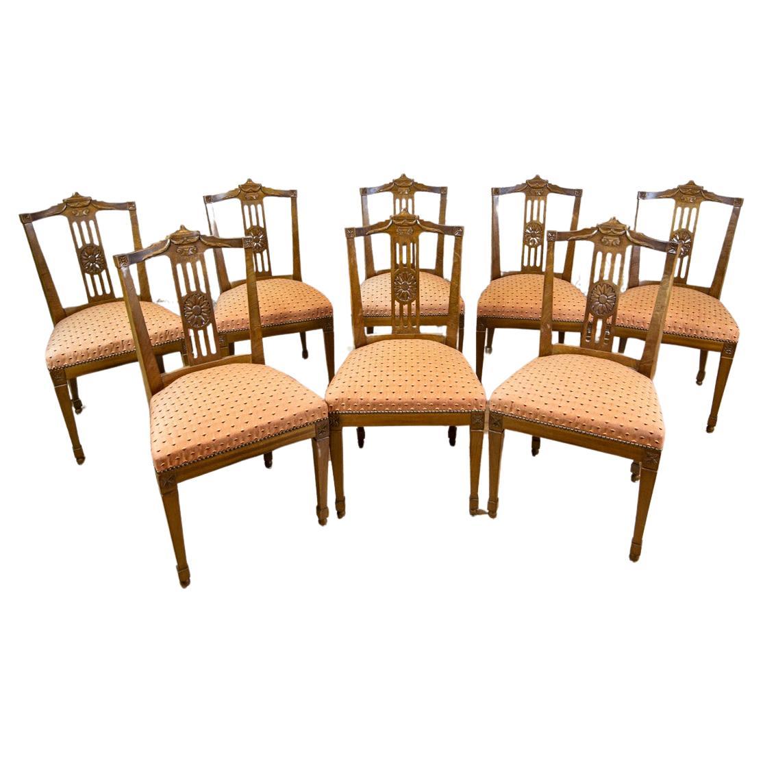 Ensemble de huit chaises Empire en frêne de la fin du 19e siècle en vente
