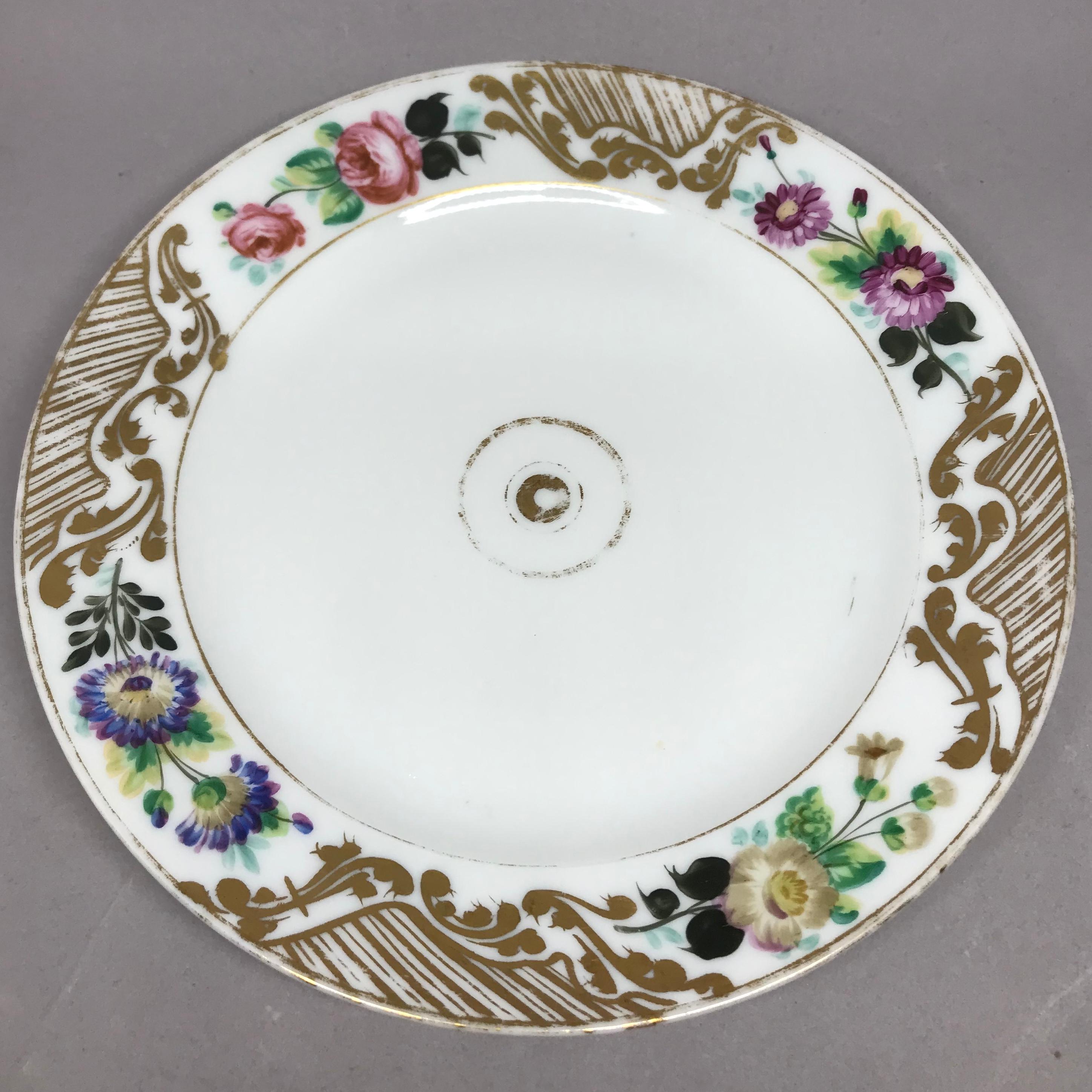 19th Century Set of Eight Empire Floral and Gilt Decorated Plates For Sale