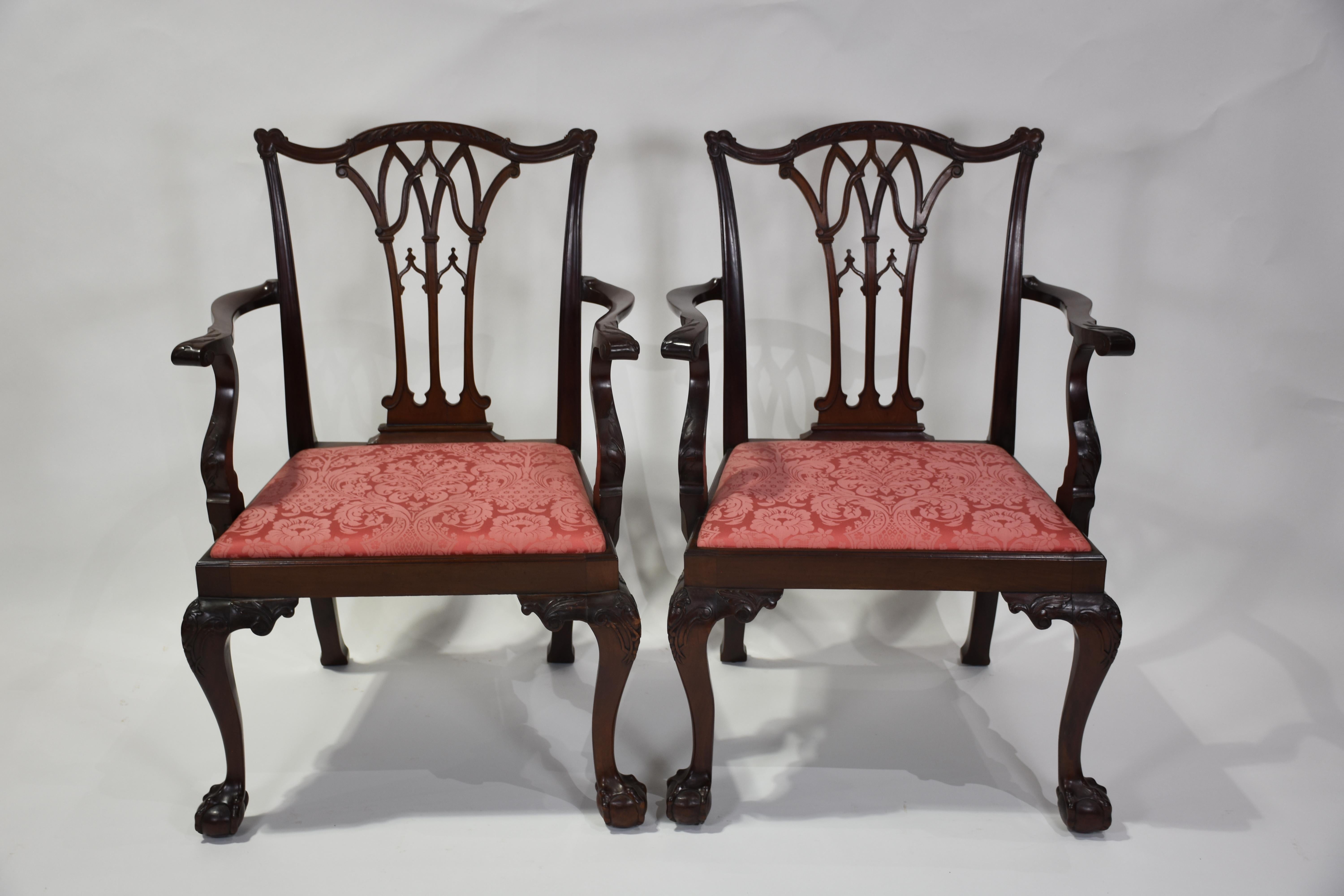 Ensemble de huit chaises de salle à manger Chippendale anglaises - deux chaises d'hôte et six chaises d'appoint en vente 6