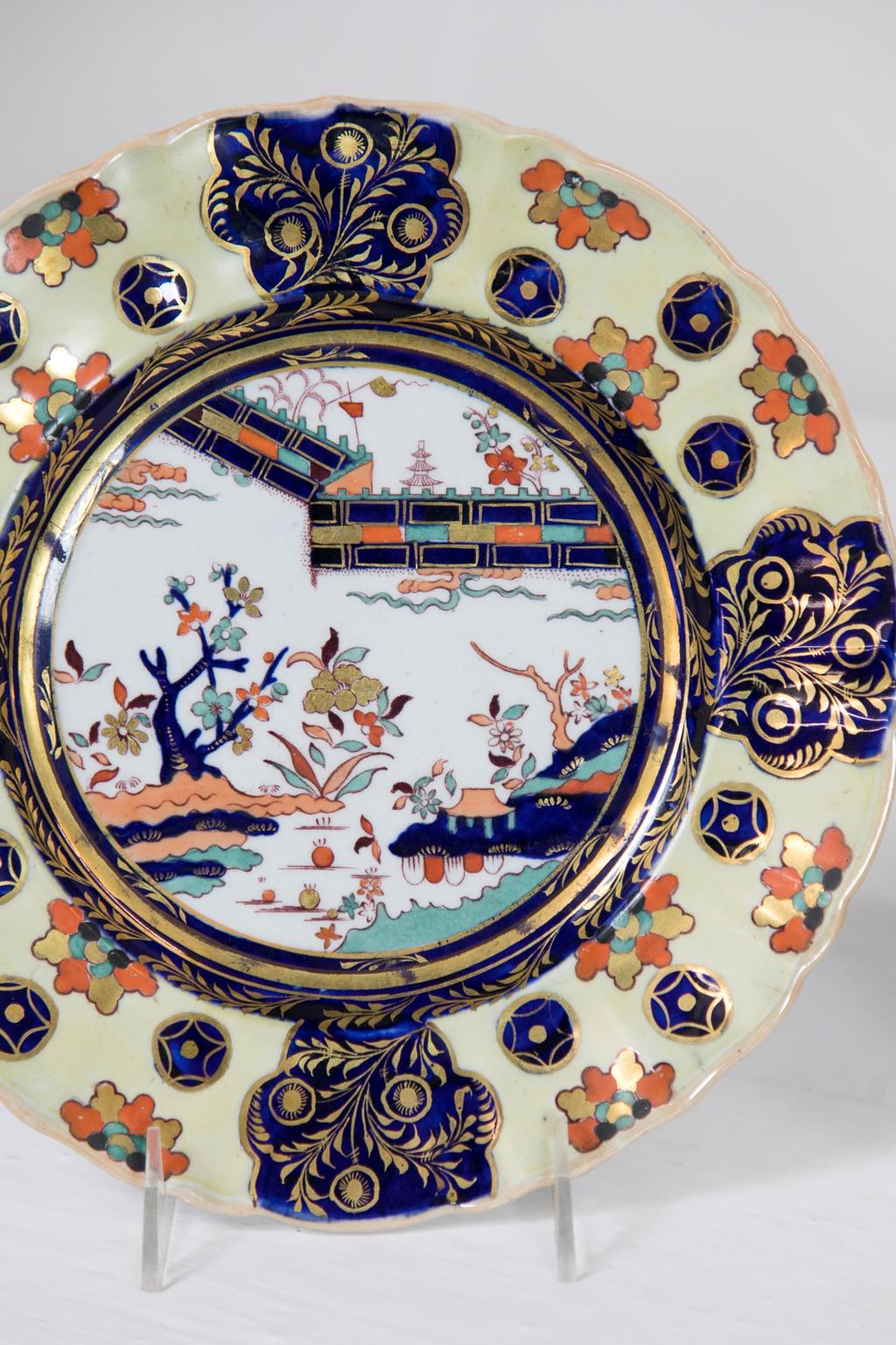 Anglais Ensemble de huit assiettes plates anglaises Mason's Ironstone en pierre de fer en vente