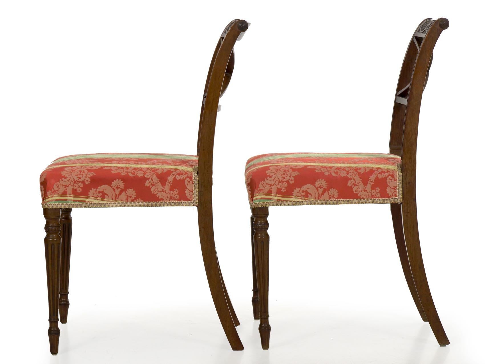 Set of Eight English Regency Carved Mahogany Antique Dining Chairs, circa 1810 3