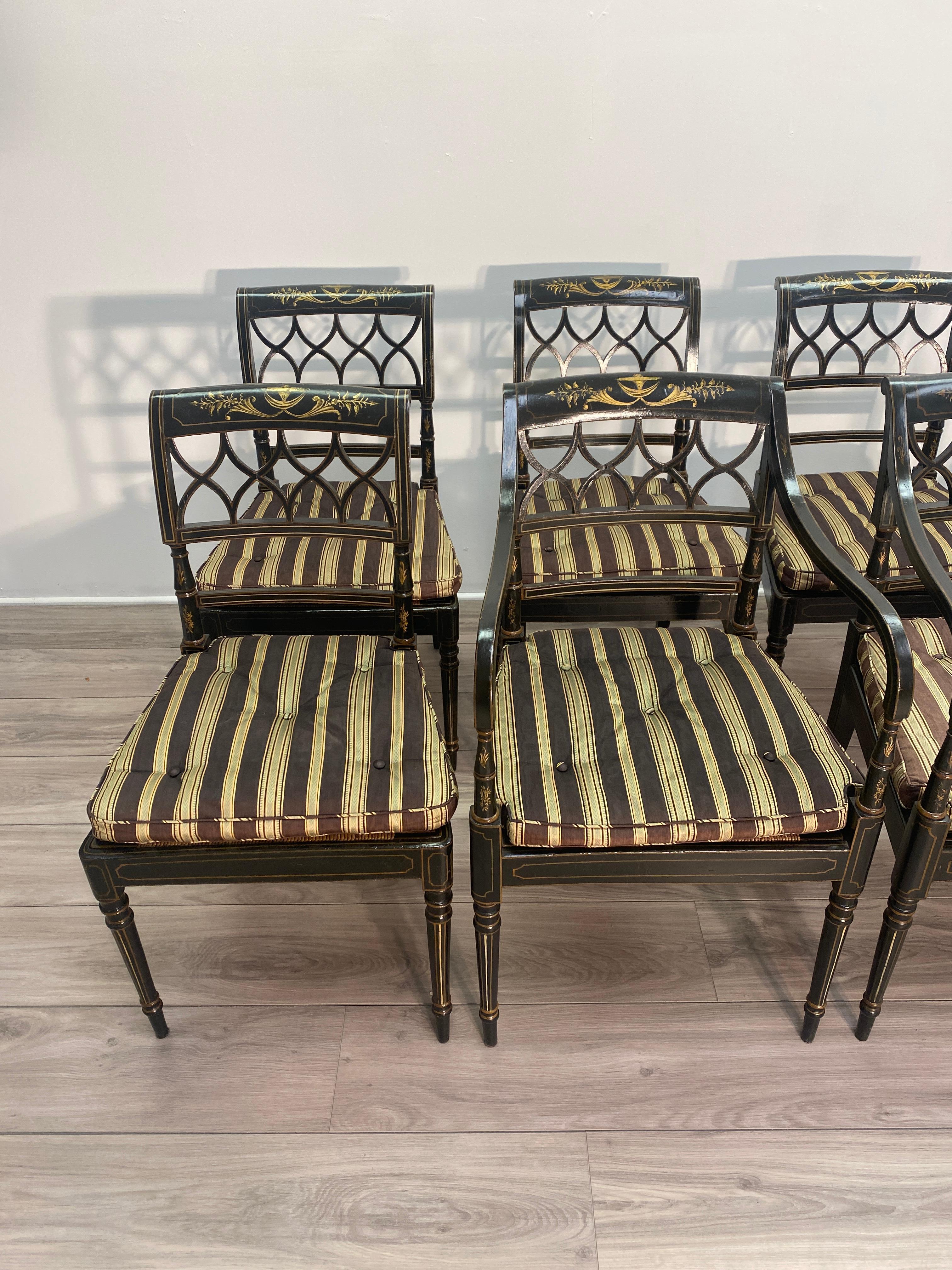 Set of Eight English Regency Ebonized Dining Chairs  In Good Condition In Nashville, TN