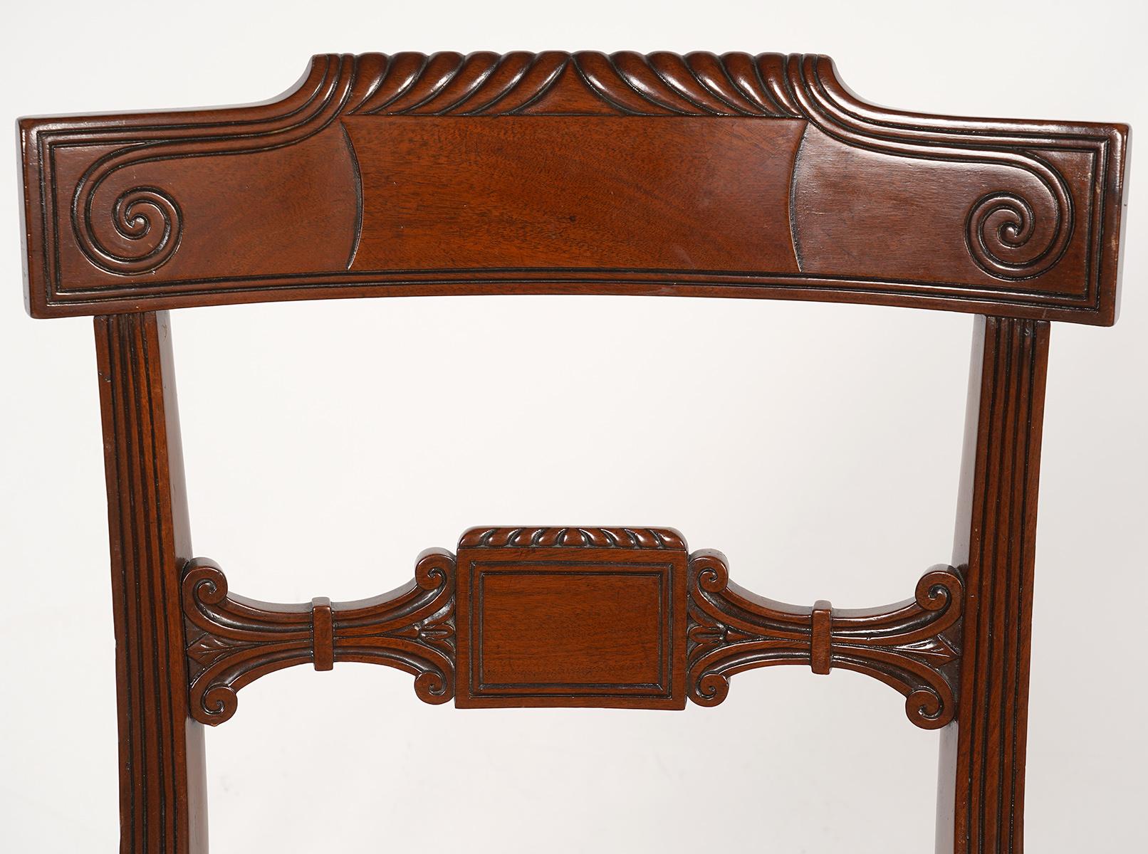 19th Century Set of Eight English Regency Klismos Style Mahogany Dining Chairs, circa 1830