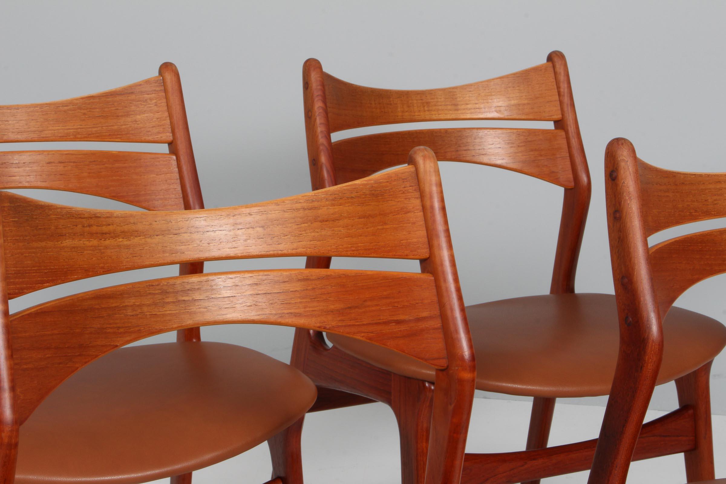 Scandinavian Modern Set of Eight Erik Buch Chairs