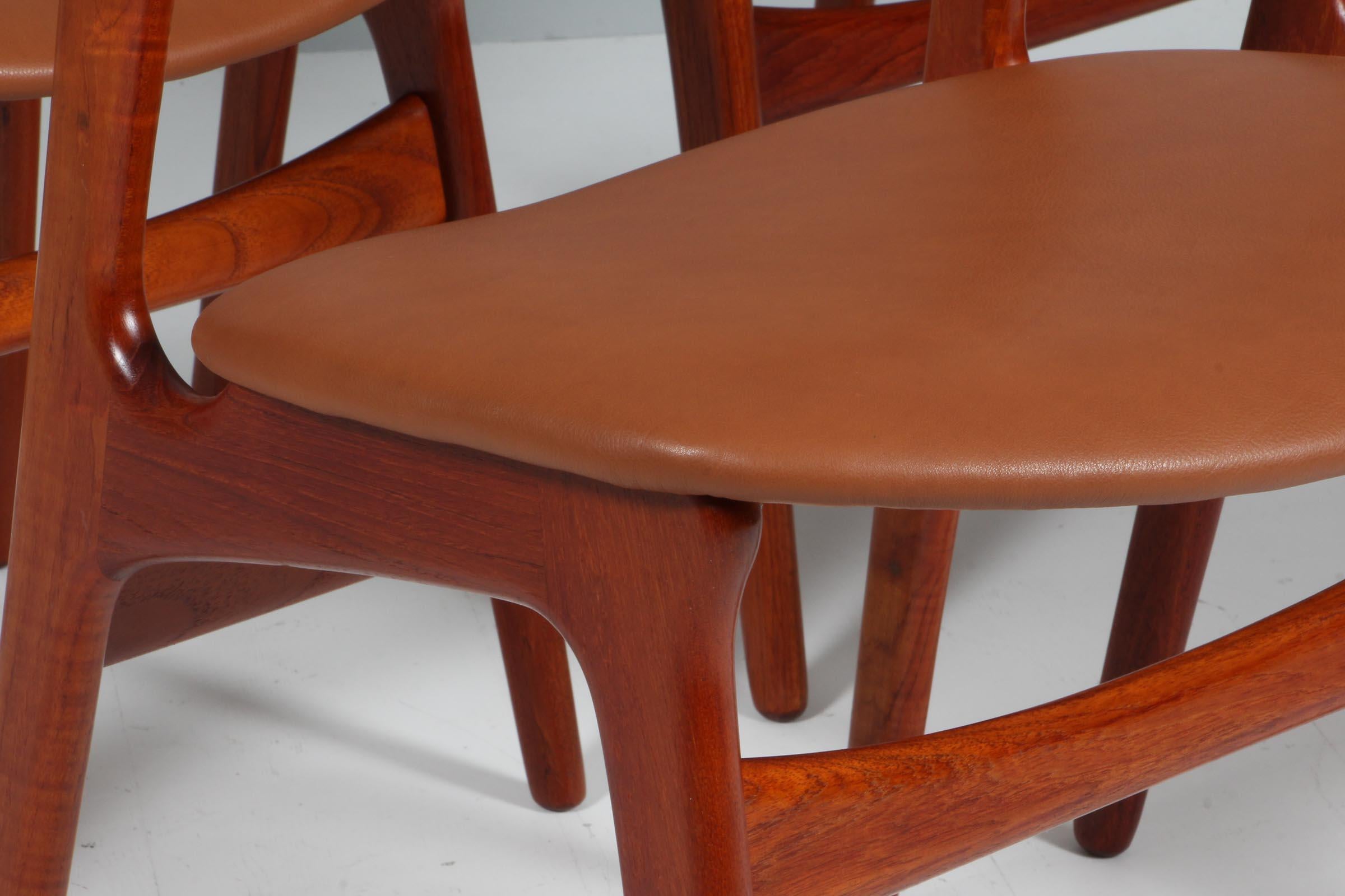Mid-20th Century Set of Eight Erik Buch Chairs
