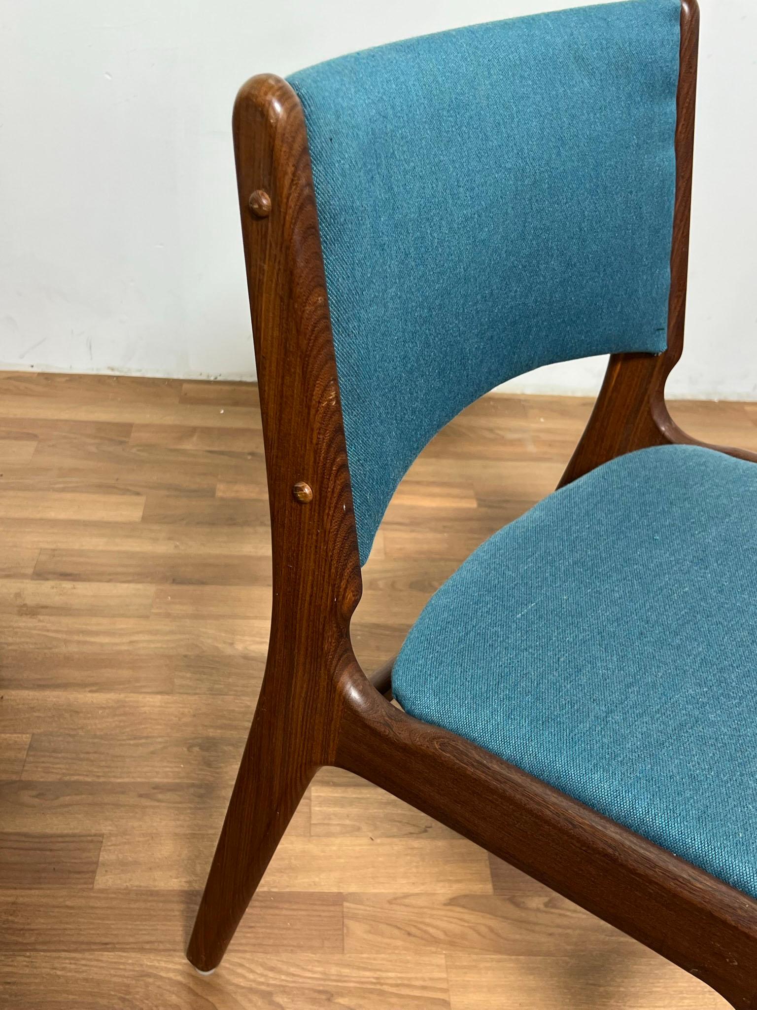 Set of Eight Erik Buch Danish Teak Dining Chairs, circa 1960s In Good Condition In Peabody, MA