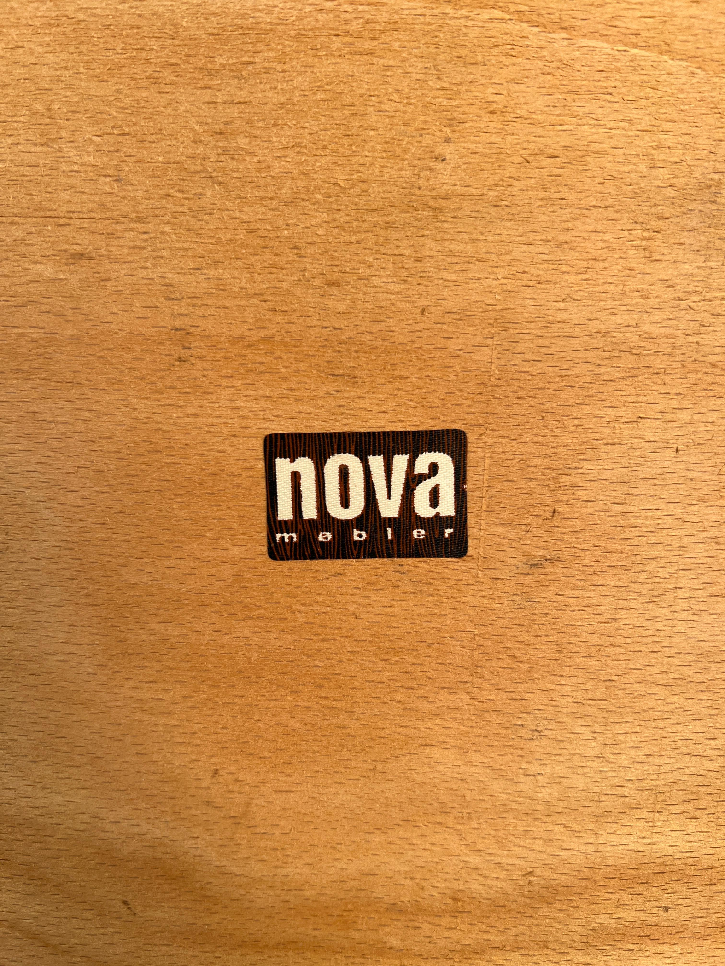 Set of Eight Erik Buch Vintage Dining Chairs by Nova Mobler of Denmark im Angebot 7