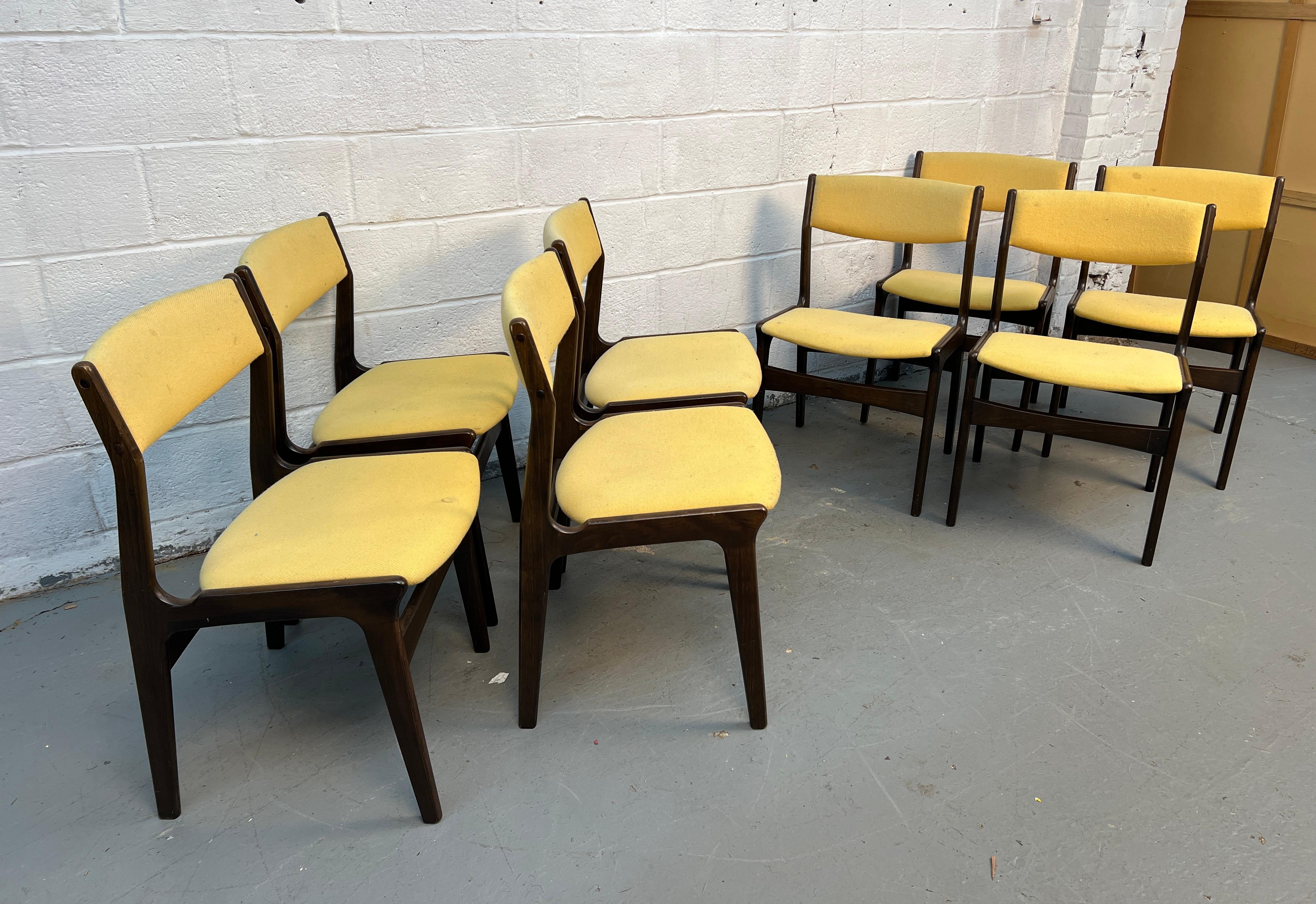 Set of Eight Erik Buch Vintage Dining Chairs by Nova Mobler of Denmark (Dänisch) im Angebot