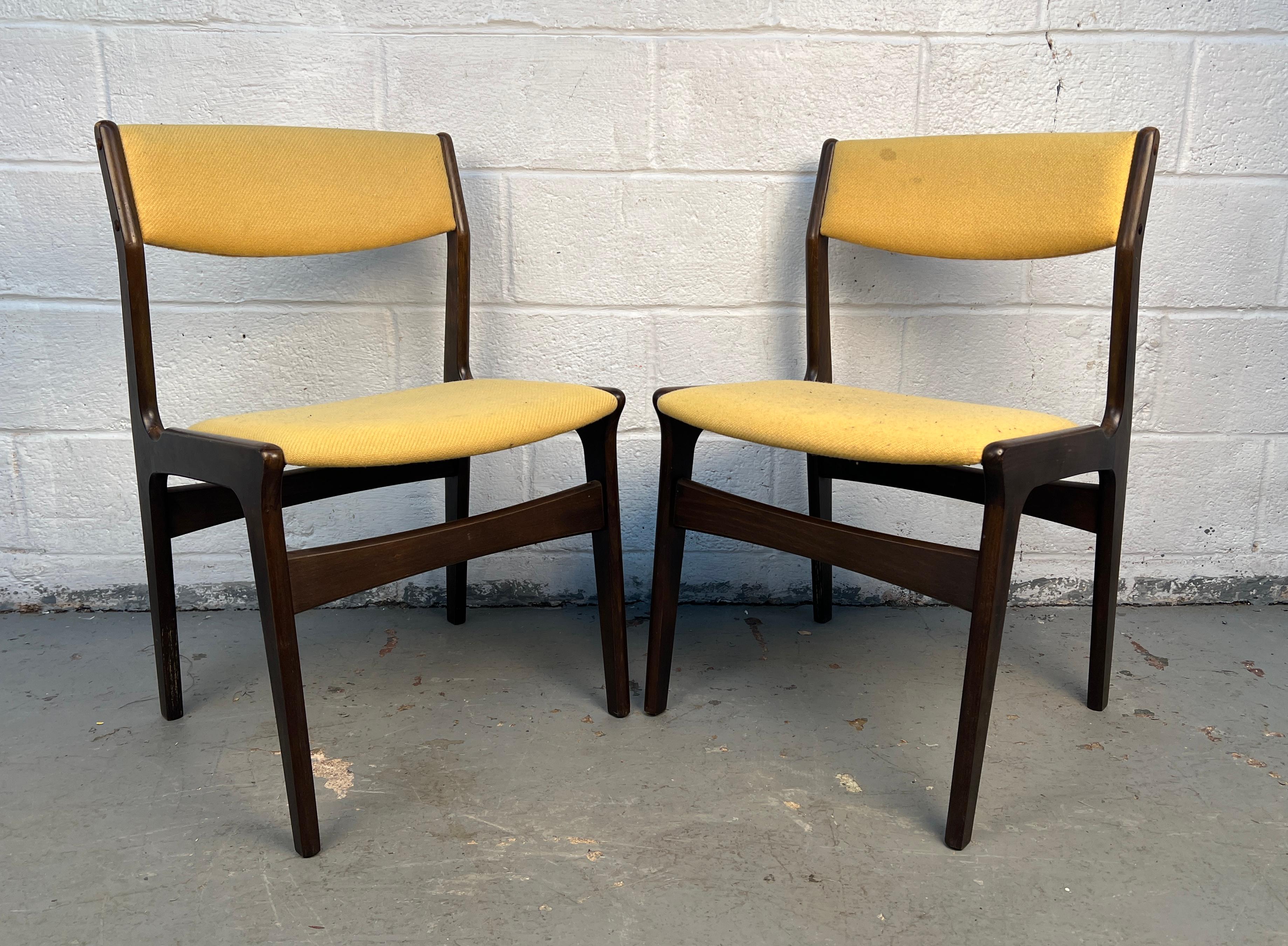 Set of Eight Erik Buch Vintage Dining Chairs by Nova Mobler of Denmark im Zustand „Gut“ im Angebot in Brooklyn, NY