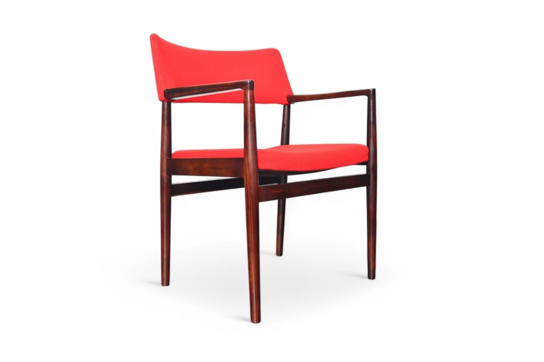 Set di otto poltrone Erik Worts 