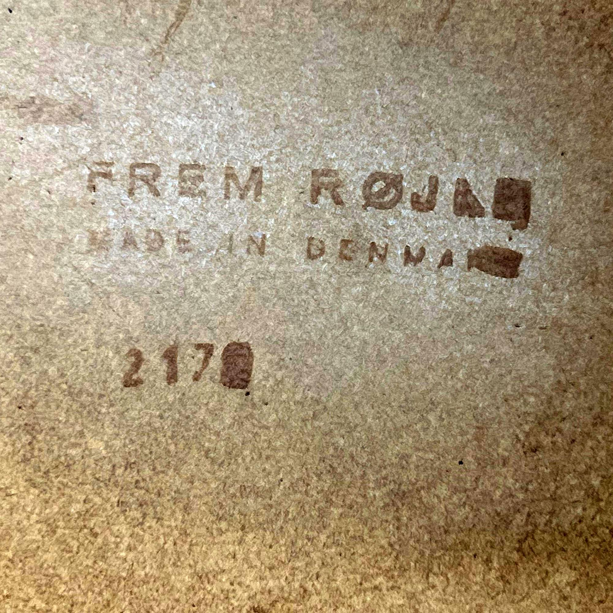 Set of Eight Frem Røjle Teak Dining Chairs, Model 217, Denmark, 1960s en venta 1