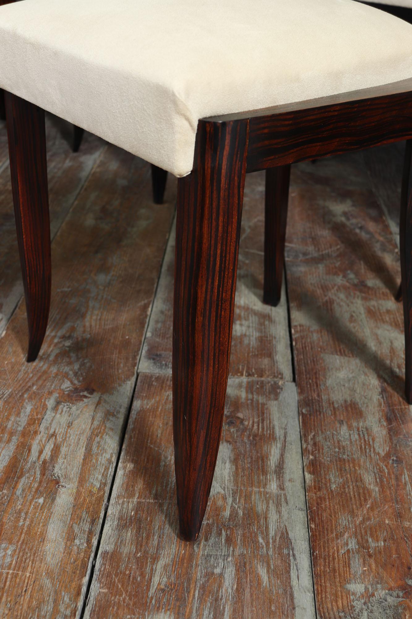 Set of Eight French Art Deco Macassar Ebony Dining Chairs, c.1930s im Angebot 12