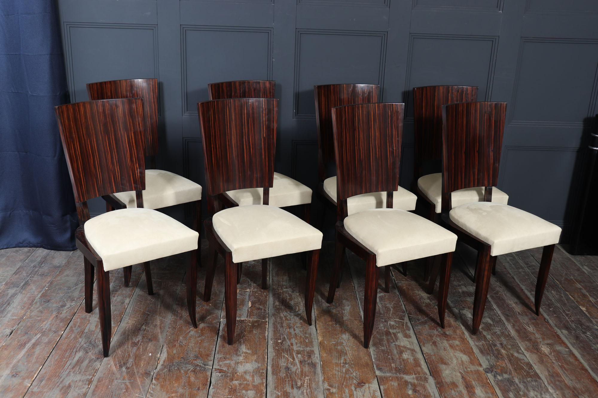 Set of Eight French Art Deco Macassar Ebony Dining Chairs, c.1930s (Mitte des 20. Jahrhunderts) im Angebot