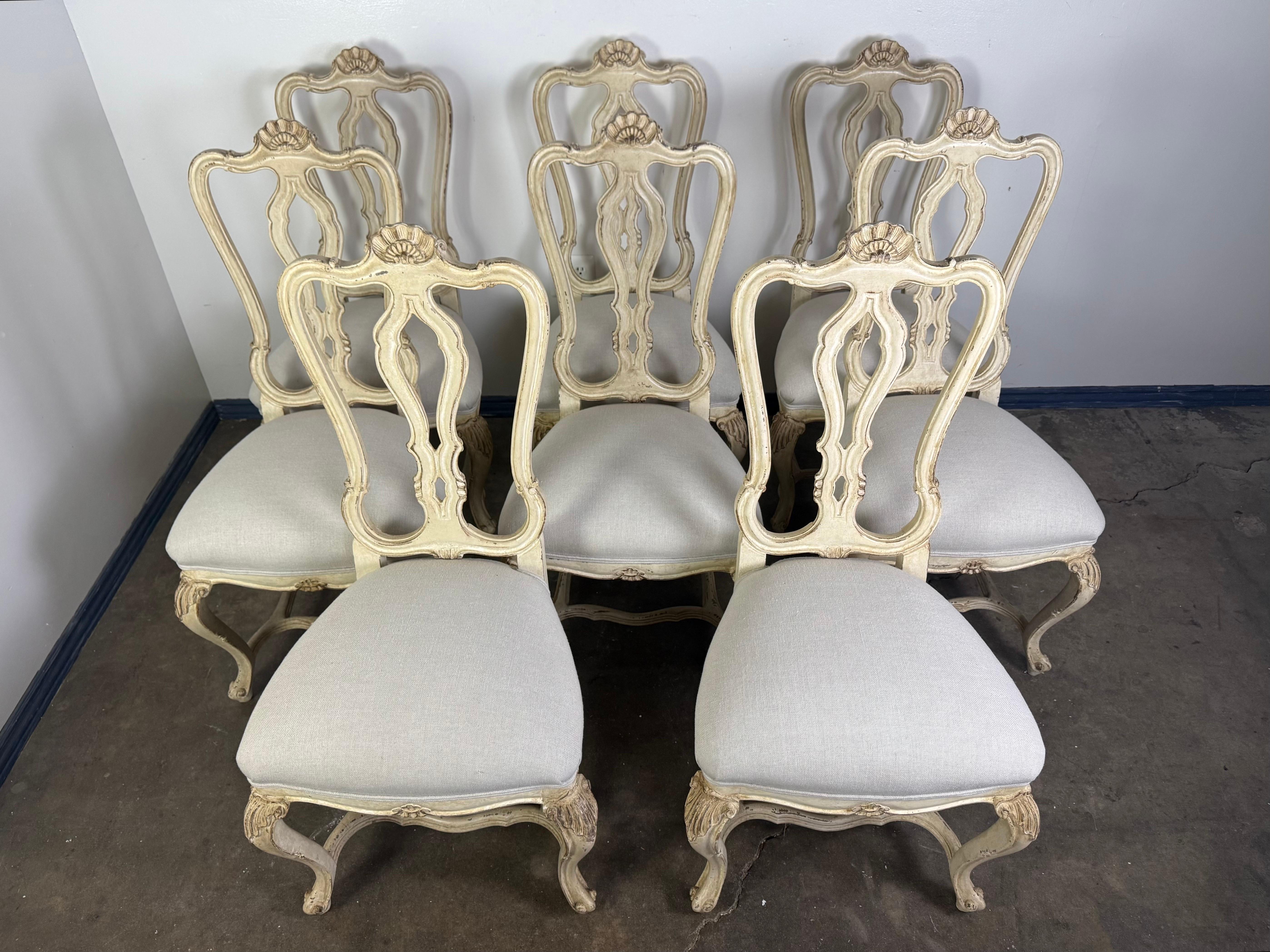Set of Eight French Louis XV Style Dining Chairs In Distressed Condition For Sale In Los Angeles, CA