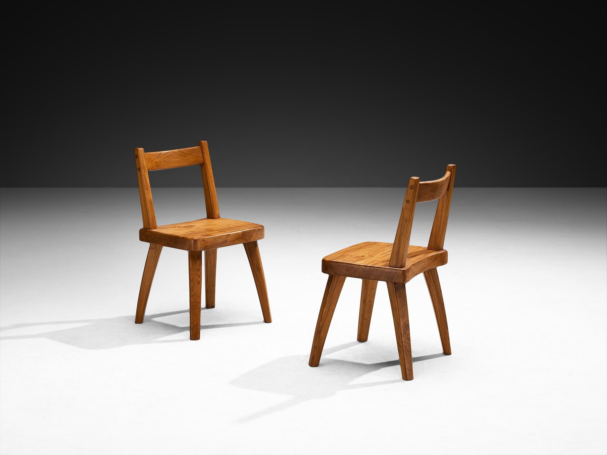 Set di otto sedie da pranzo francesi naturalistiche in olmo massiccio In condizioni buone in vendita a Waalwijk, NL