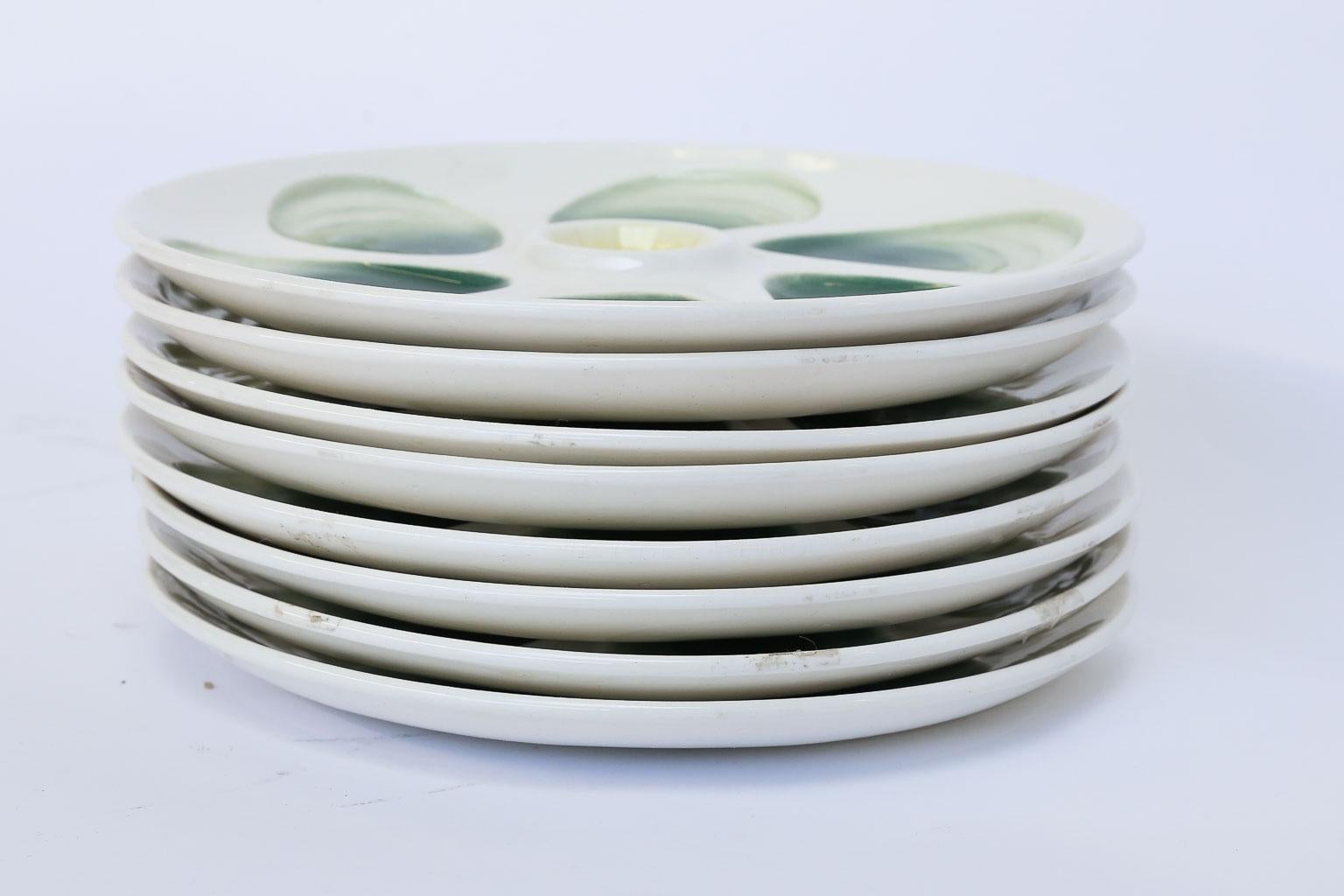 Set of Eight French Oyster Plates In Good Condition In Houston, TX