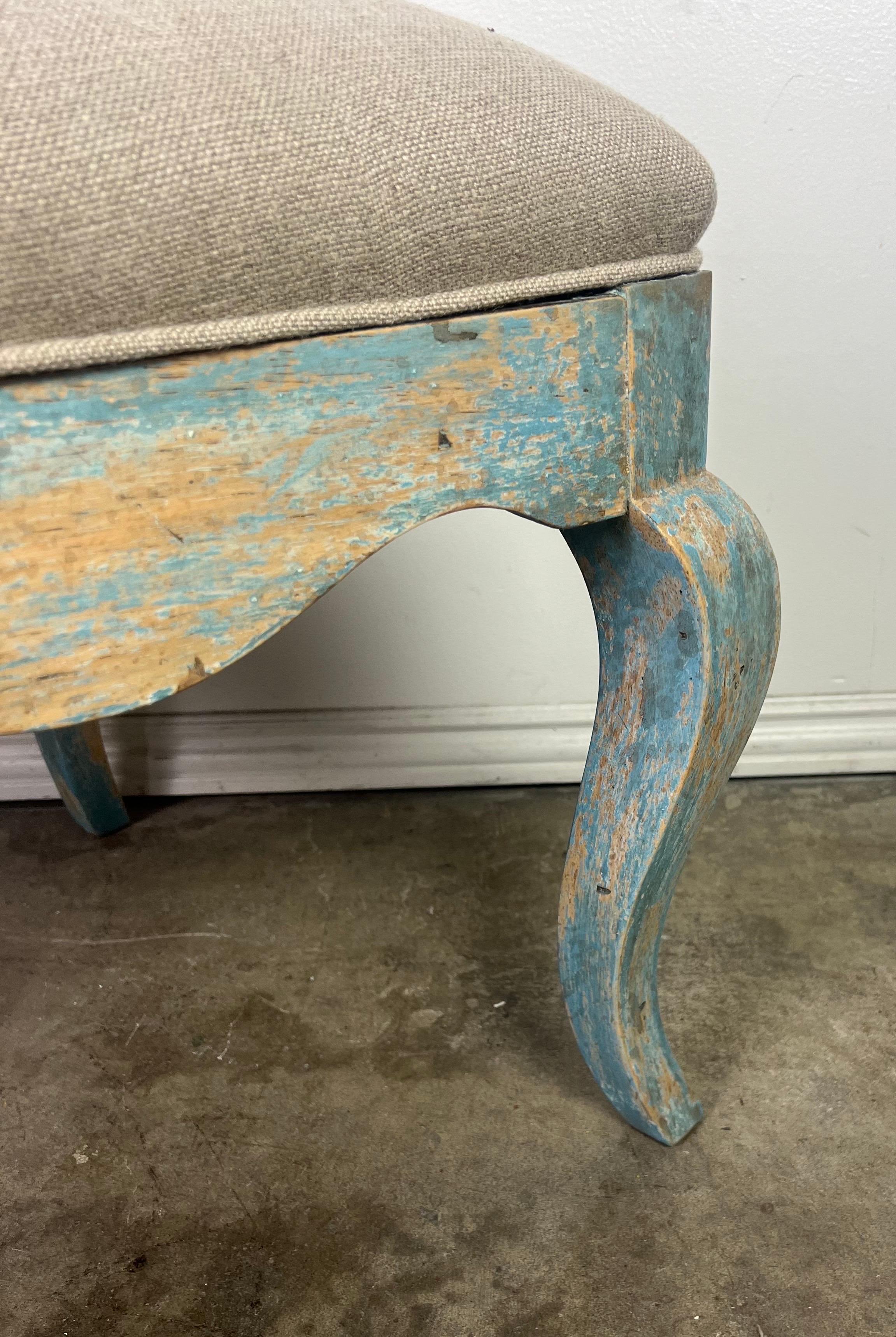 Ensemble de huit chaises de salle à manger à dossier en échelle peintes à la française en vente 8