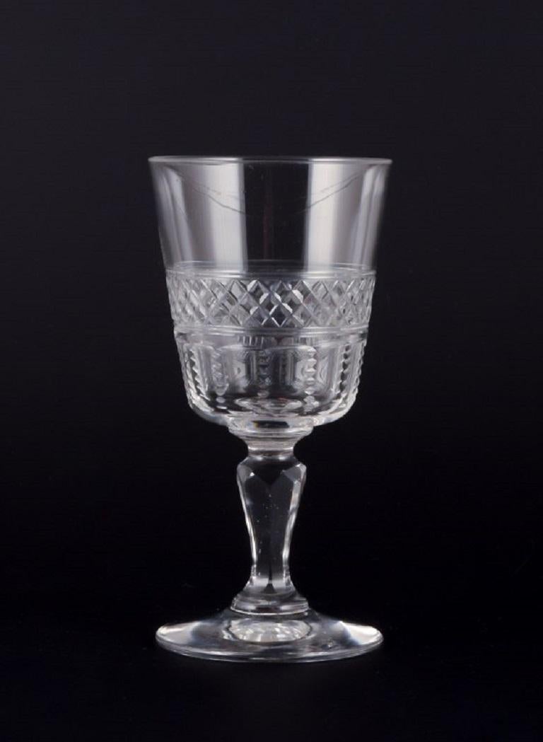 Set of eight French port wine glasses in crystal glass. Ca 1900 In Excellent Condition For Sale In Copenhagen, DK