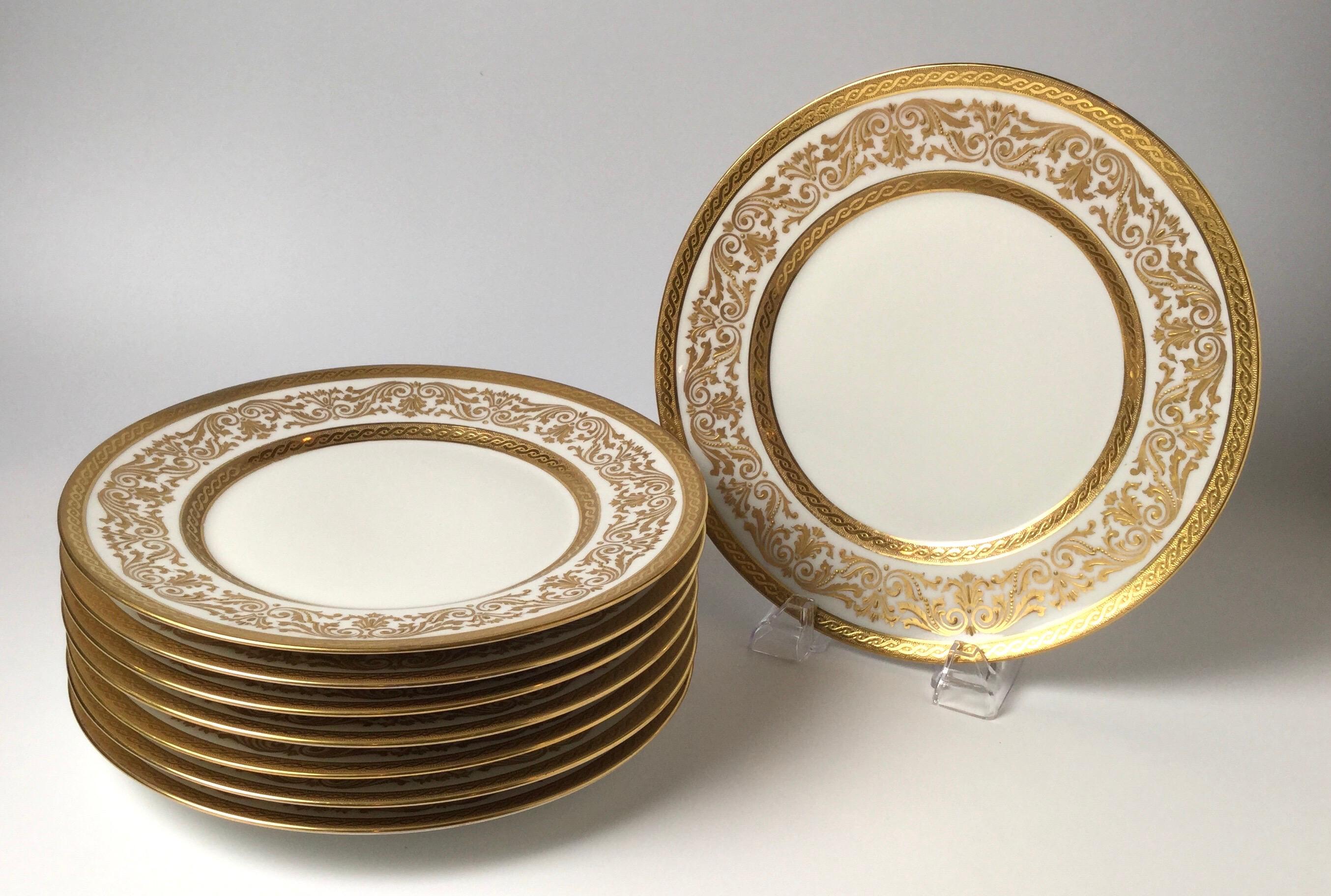 Set of Eight French Raised Gilt Limoges Luncheon Plates In Excellent Condition In Lambertville, NJ