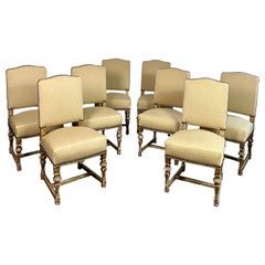 Conjunto de Ocho Sillas Francesas Tapizadas en Madera Dorada Estilo Luis XIV - XIX