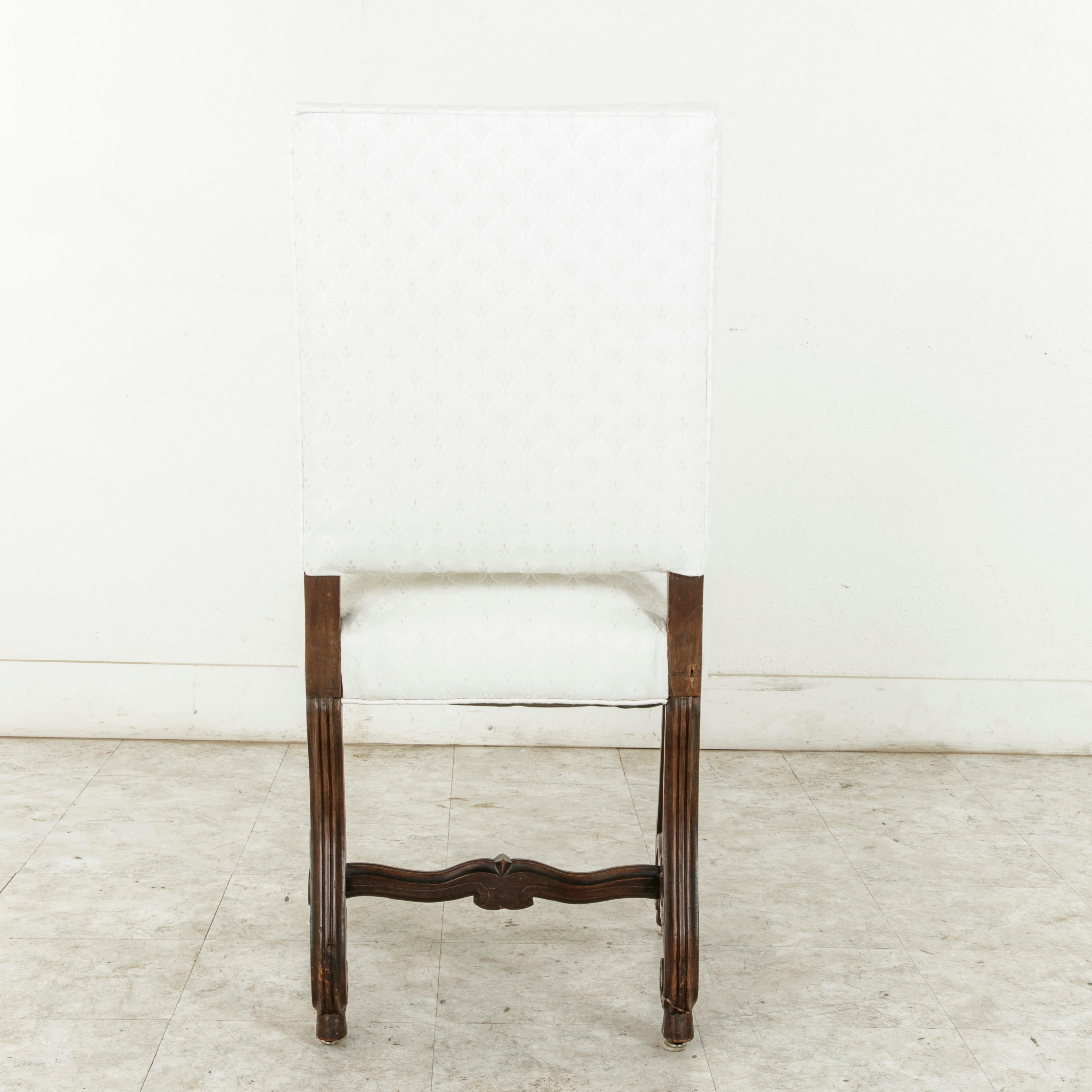 Tapestry Set of Eight French Walnut Fluted Mutton Leg Side Chairs, Dining Chairs