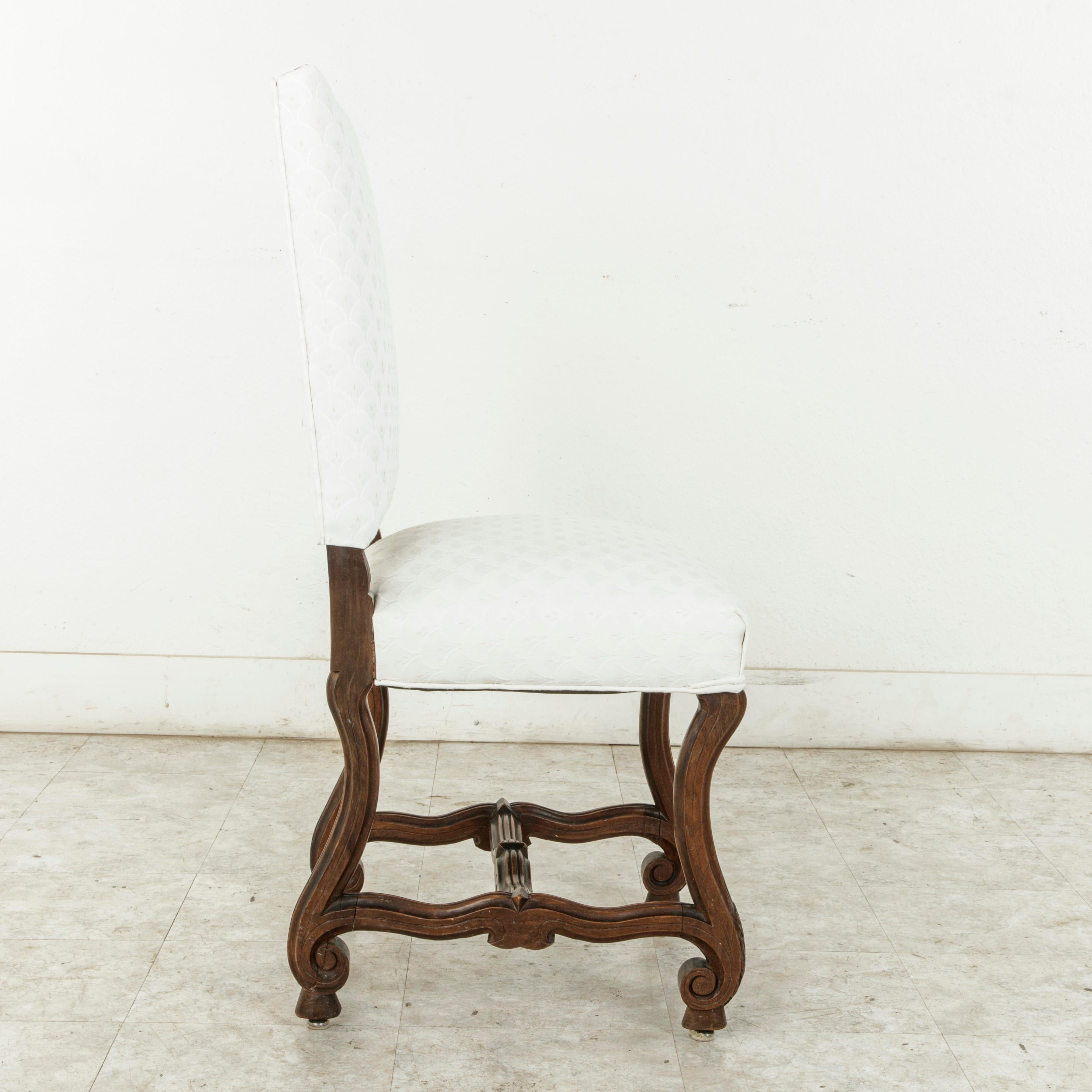Set of Eight French Walnut Fluted Mutton Leg Side Chairs, Dining Chairs 1