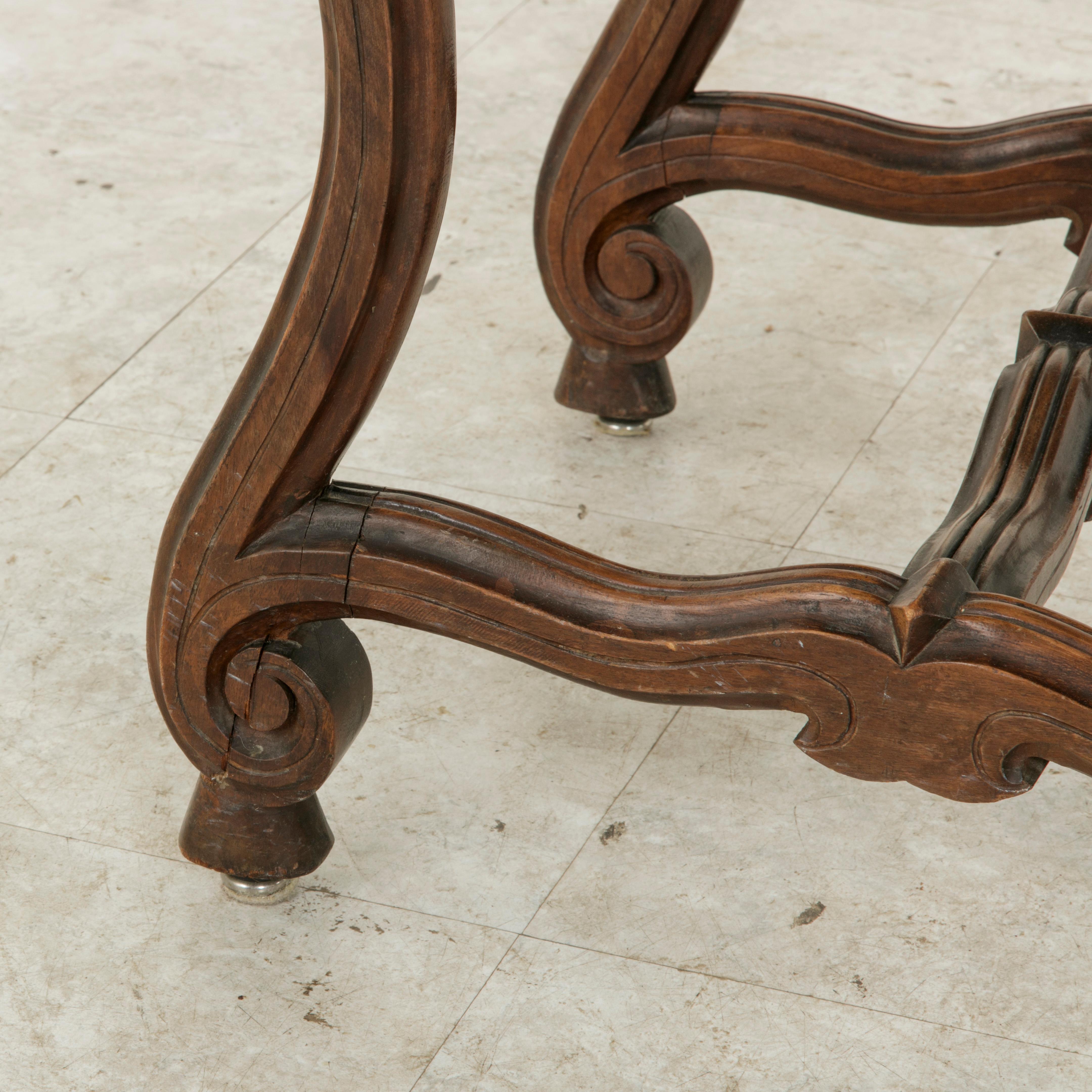 Set of Eight French Walnut Fluted Mutton Leg Side Chairs, Dining Chairs 3