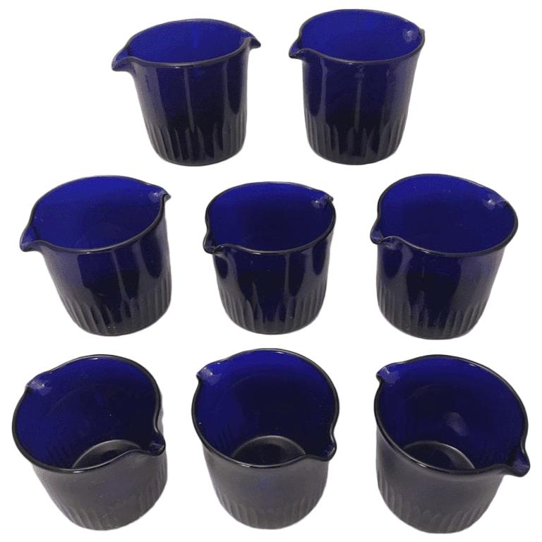 Set di otto sciacquabottiglie blu di Bristol di Giorgio III