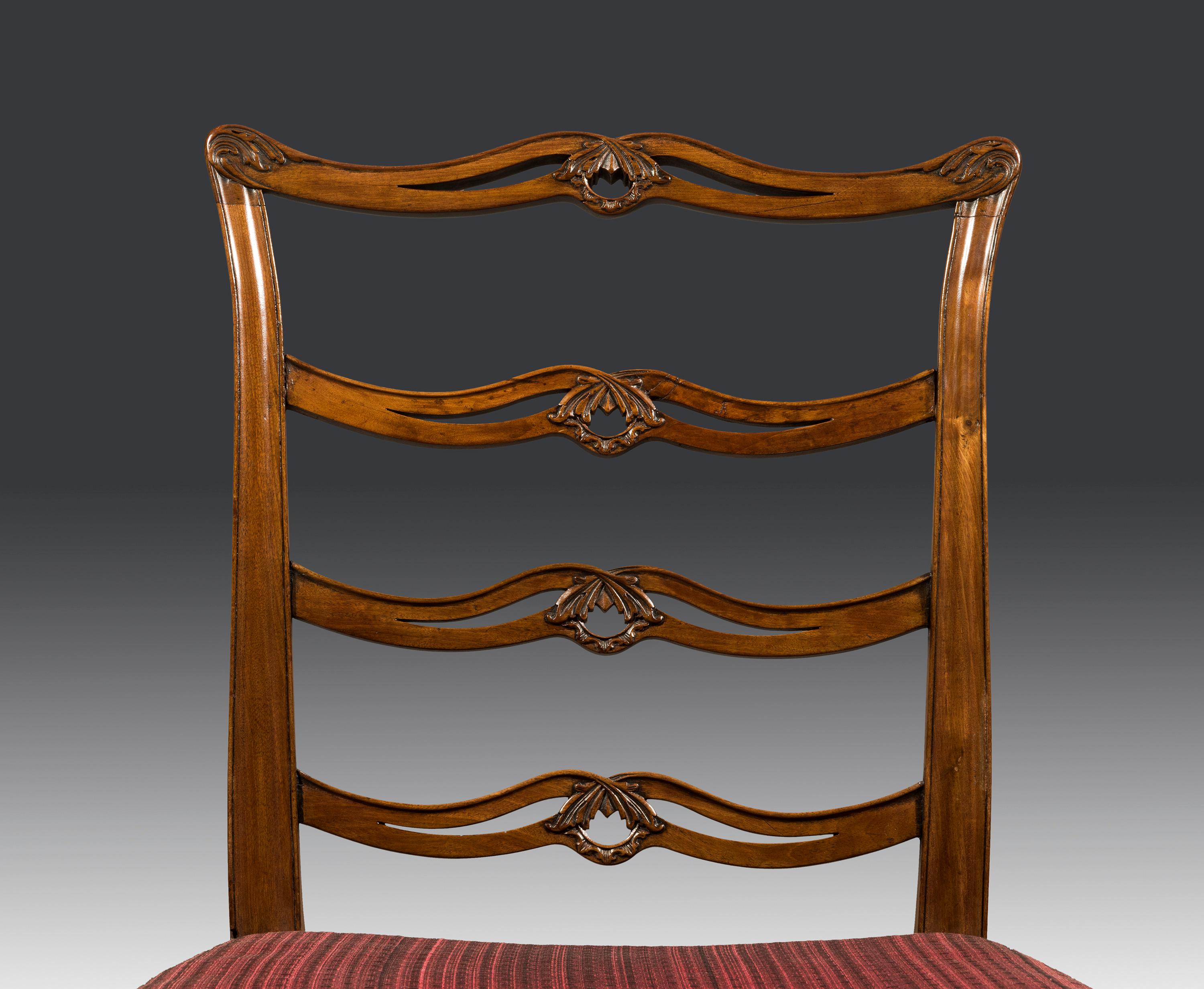 Set of Eight George III Period Mahogany Ladder-Back Dining Chairs In Good Condition For Sale In Bradford on Avon, GB