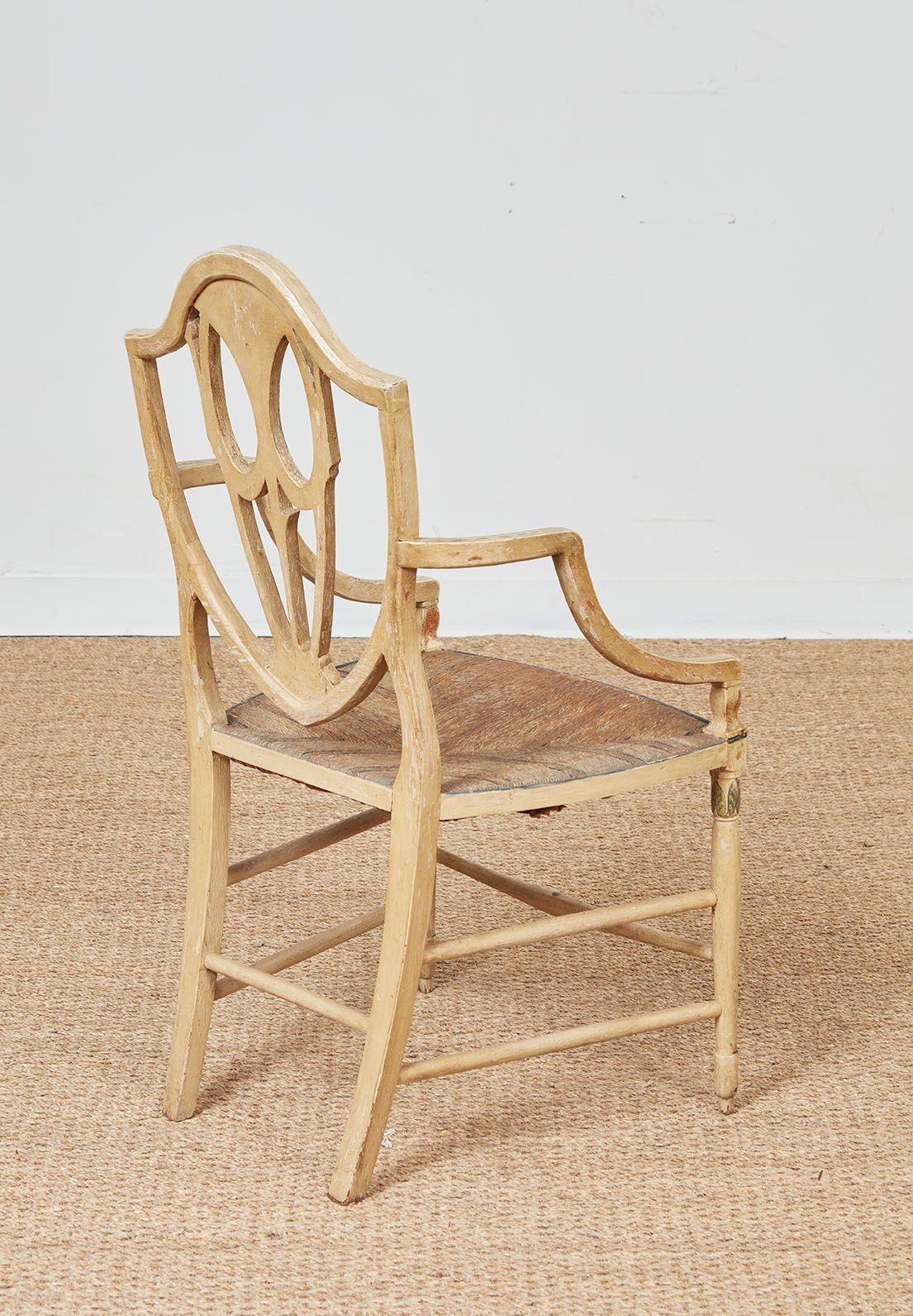 Ensemble de huit fauteuils géorgiens peints en vente 11
