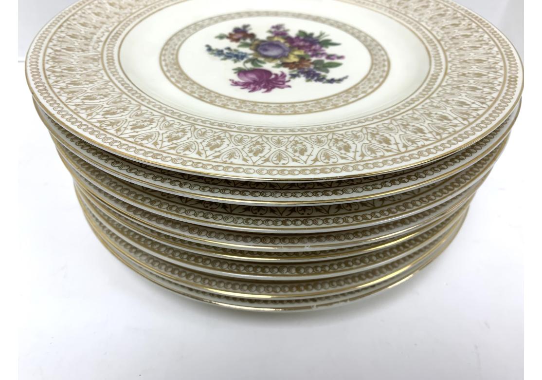 Apogée victorien Ensemble de huit assiettes de rangement ou de table PickenHammer incrustées d'or en vente