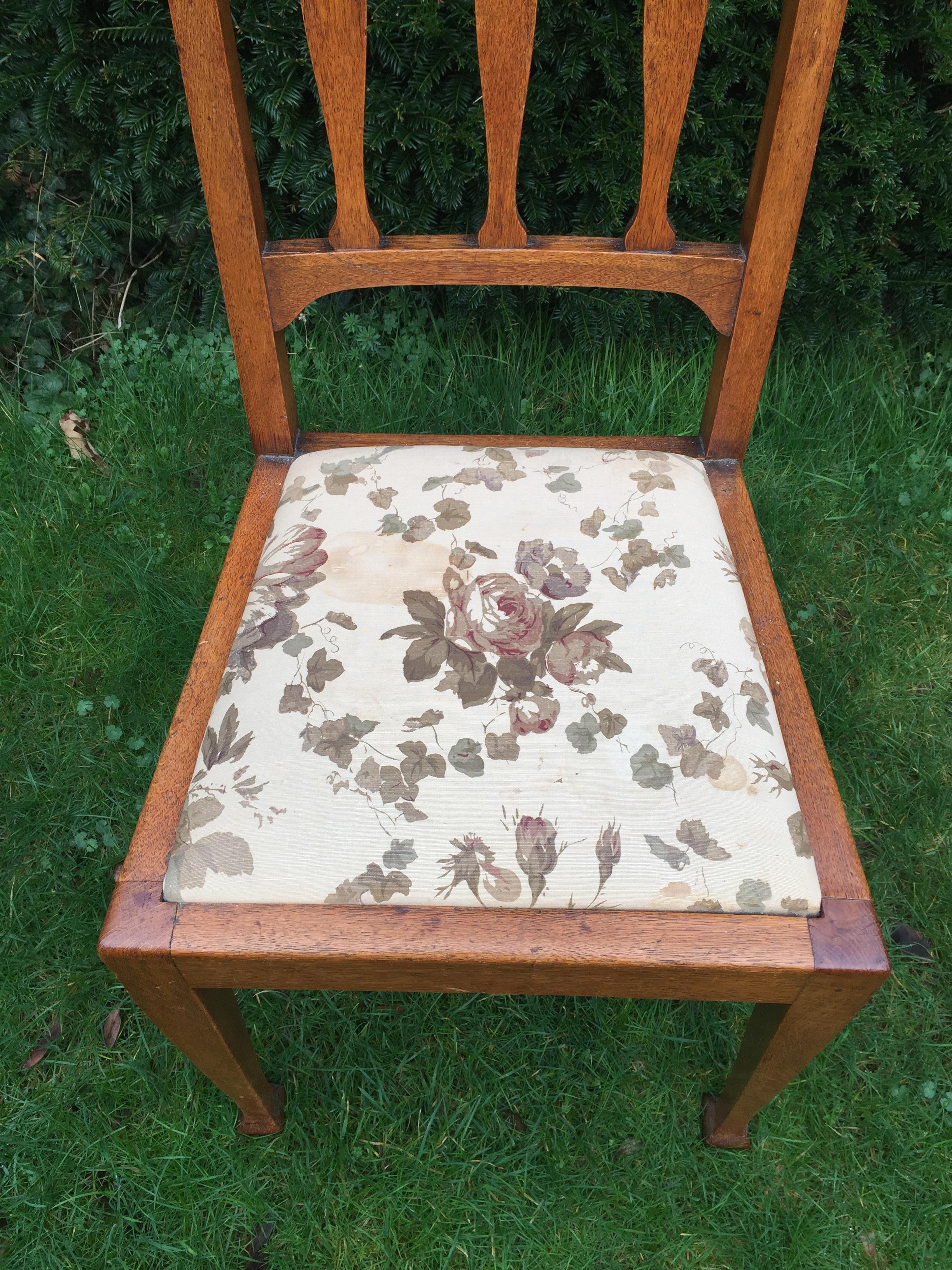 Set of Eight Golden Oak Arts & Crafts Dining Chairs Retaining the Original Label 1